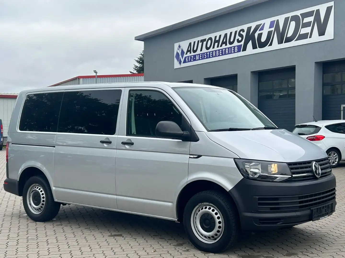 Volkswagen T6 Transporter °KLIMA°BLUETOOTH°AHK°PDC° Silber - 2