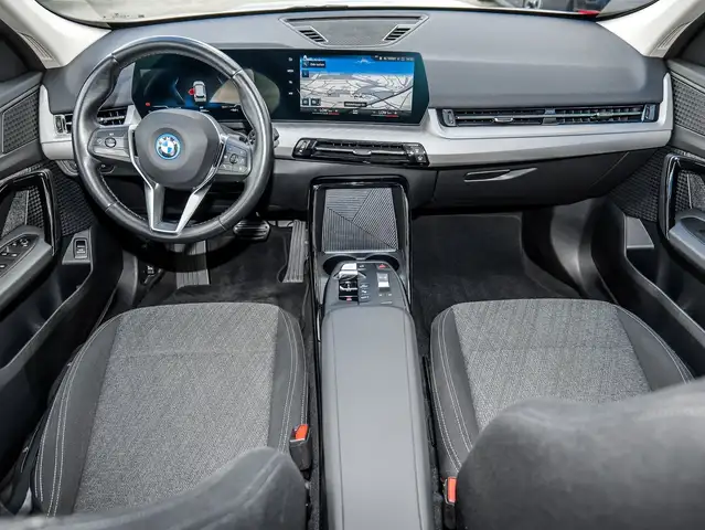 BMW iX1 view 3