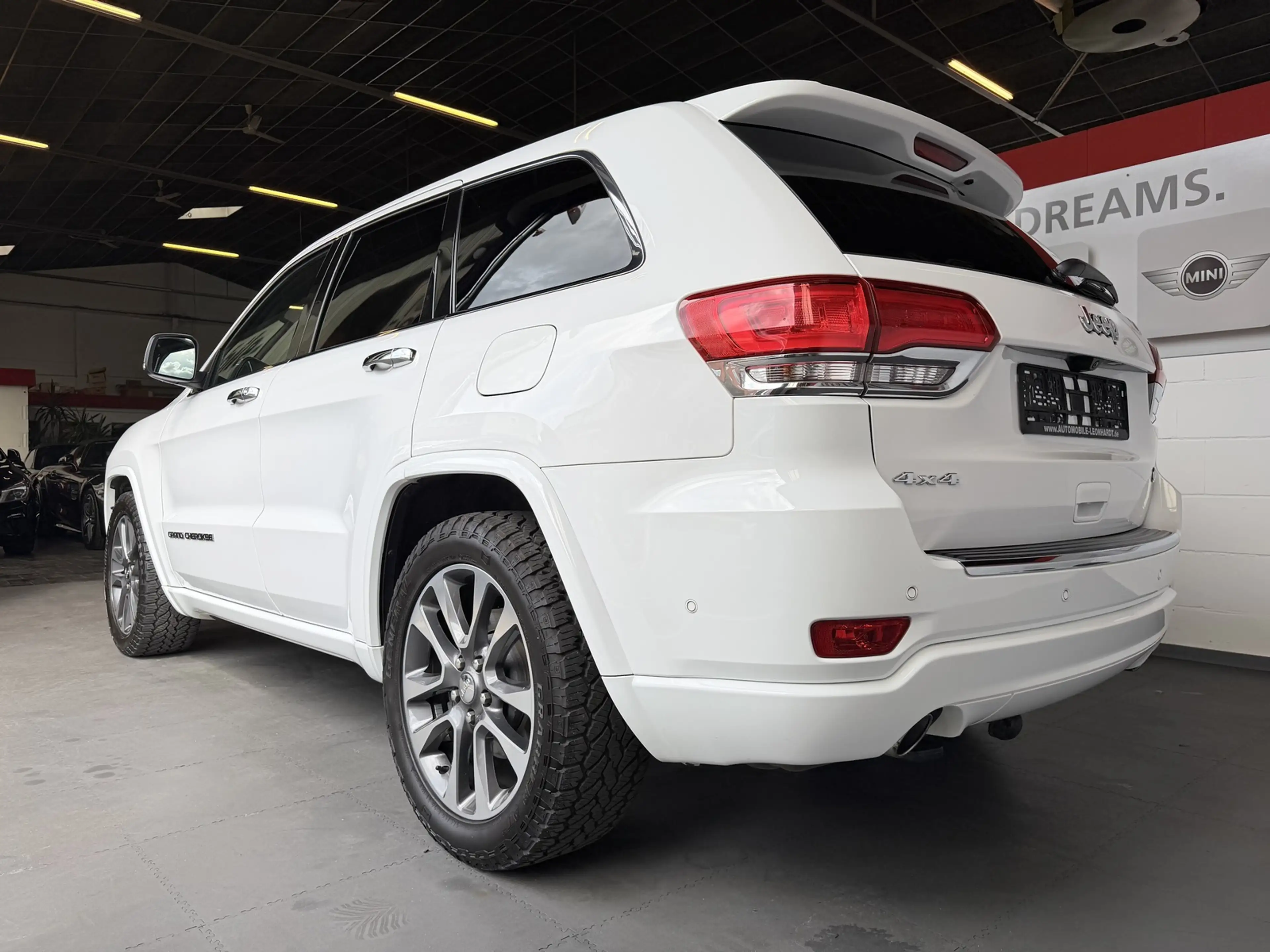Jeep Grand Cherokee 3.0 CRD Overland *Top-Ausstattung **************** — photo 6