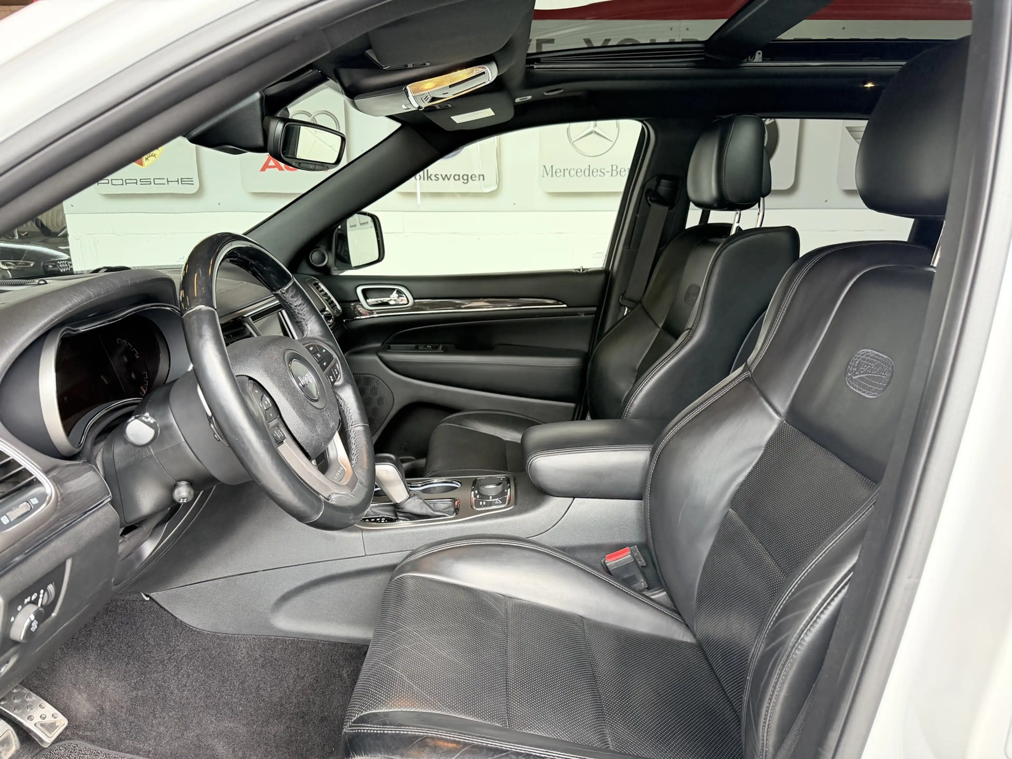 Jeep Grand Cherokee 3.0 CRD Overland *Top-Ausstattung **************** — photo 9