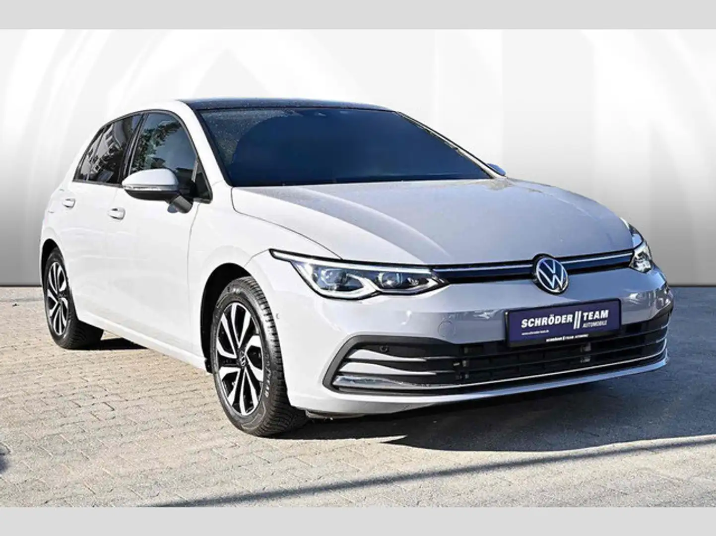 Volkswagen Golf VIII Life 2.0 l TDI DSG Active Grau - 2