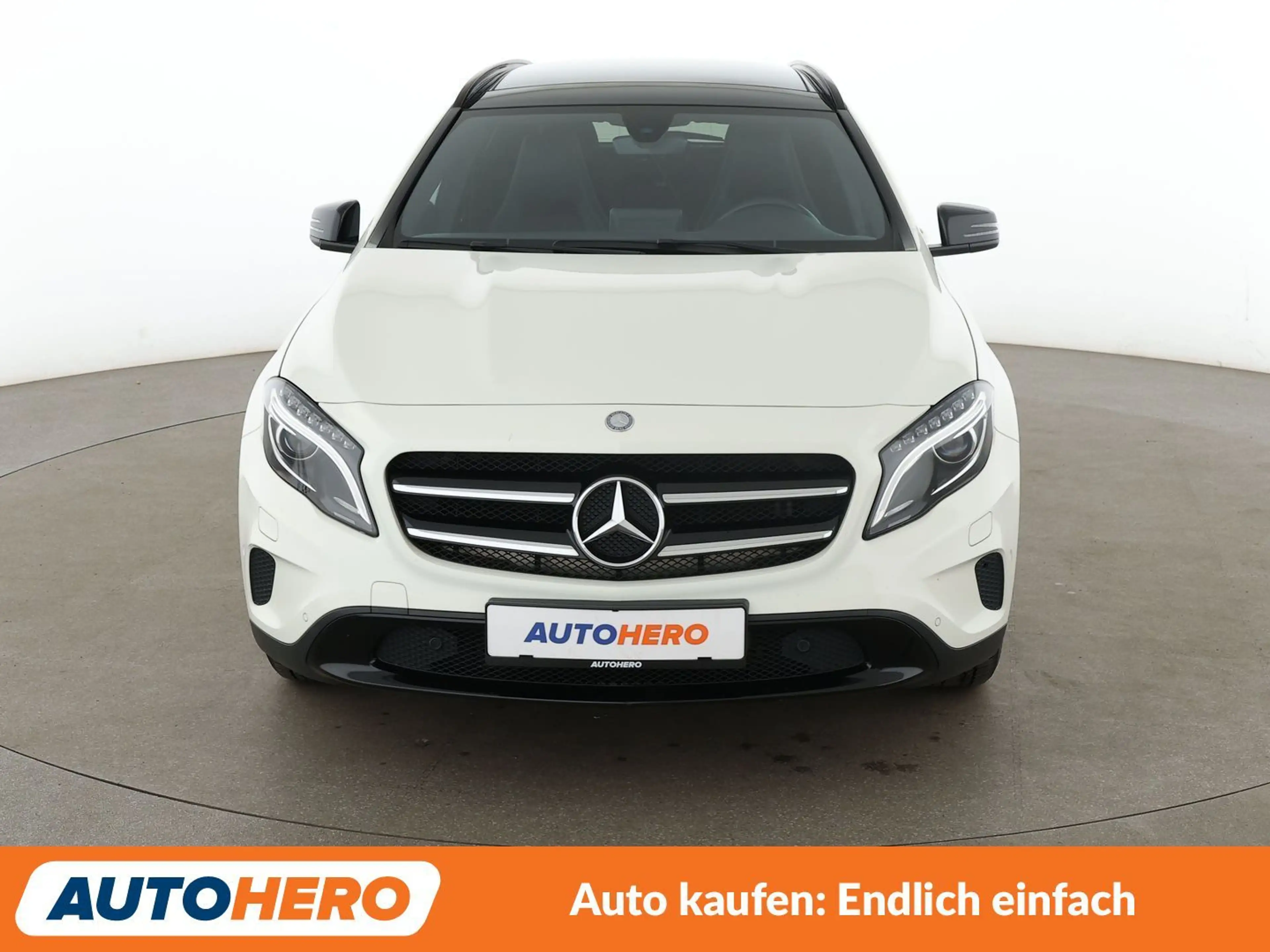 Mercedes-Benz GLA 180 Urban*NAVI*TEMPO*PDC*SHZ* — photo 9