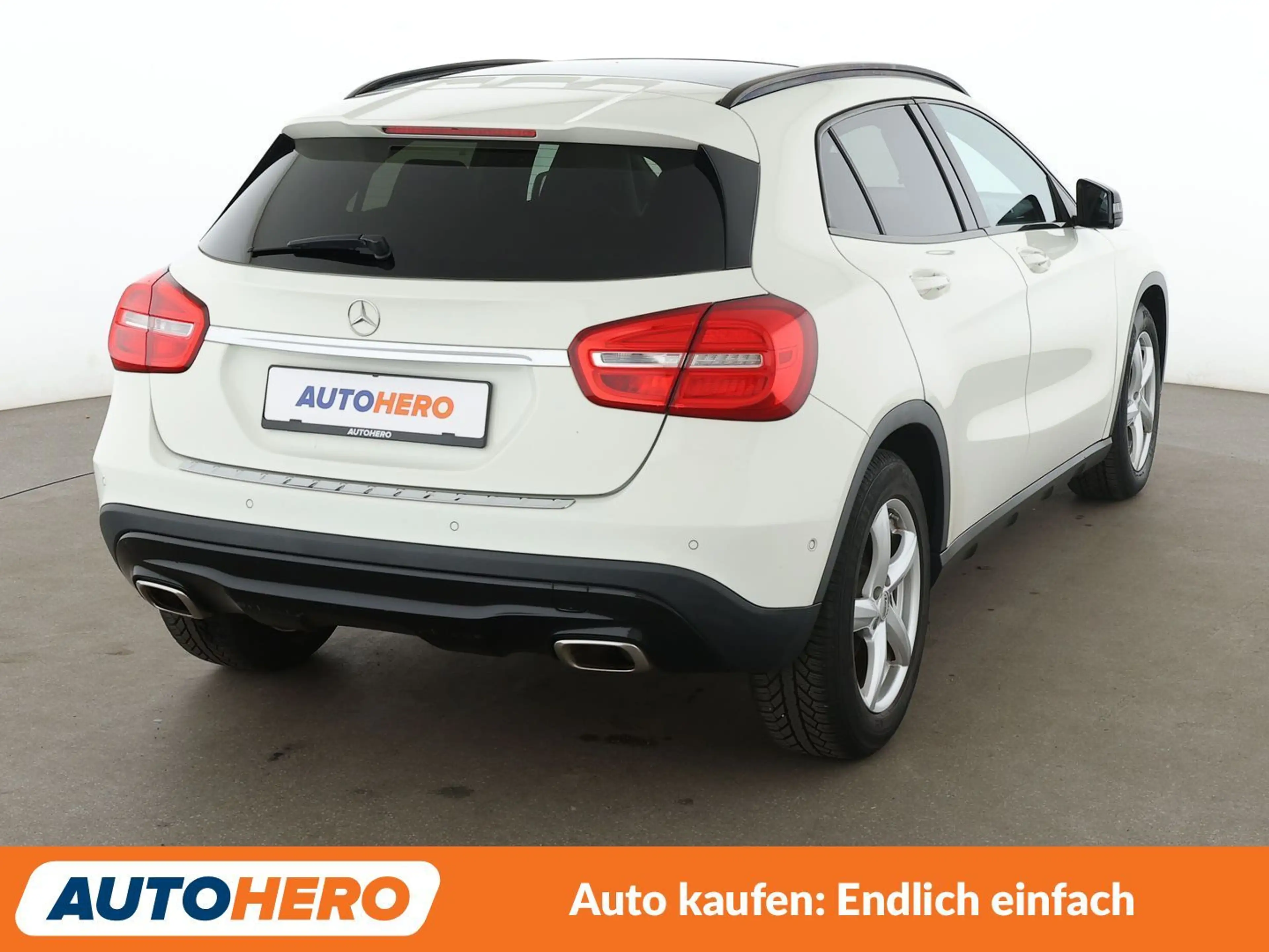 Mercedes-Benz GLA 180 Urban*NAVI*TEMPO*PDC*SHZ* — photo 6