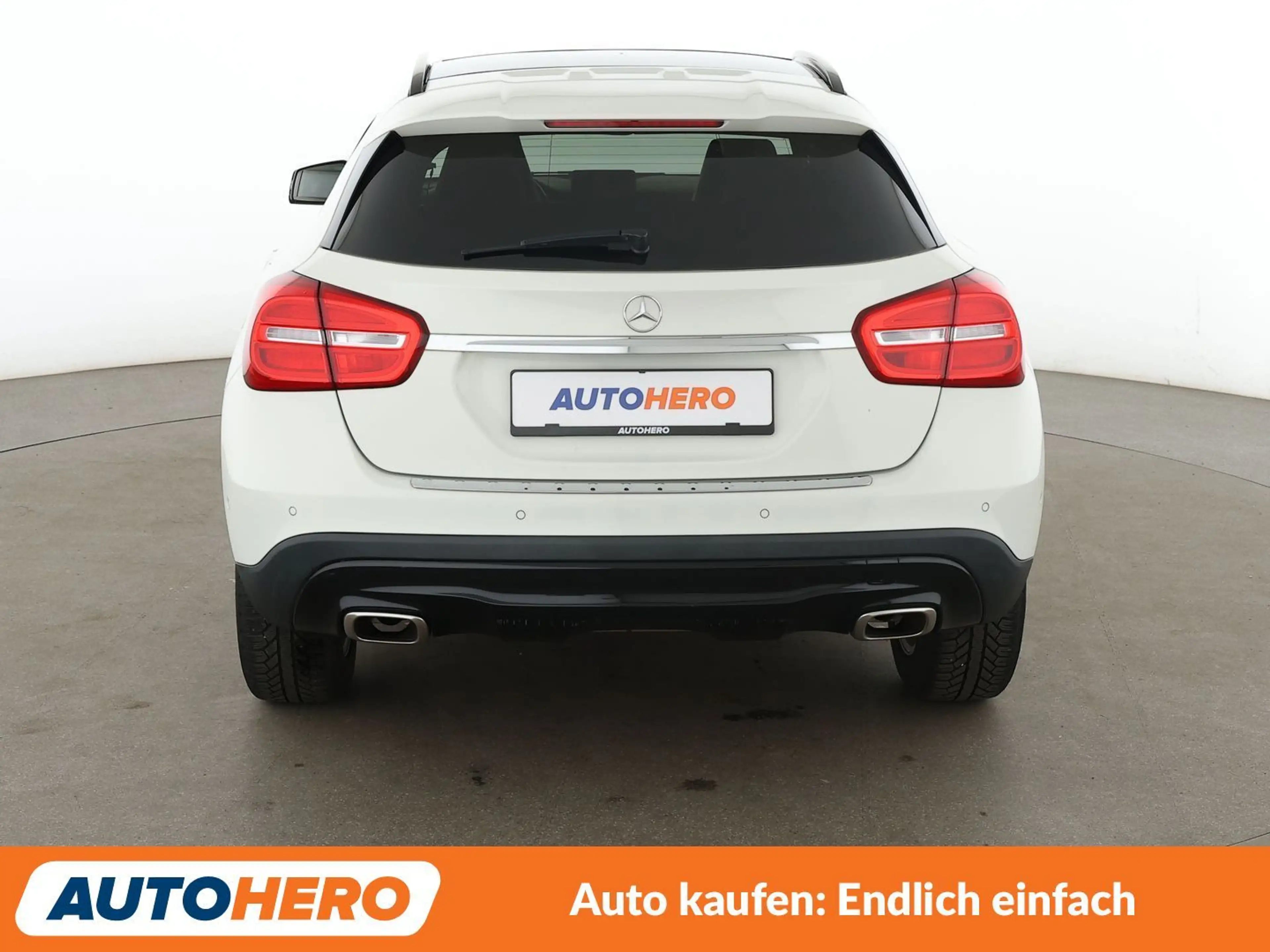 Mercedes-Benz GLA 180 Urban*NAVI*TEMPO*PDC*SHZ* — photo 5