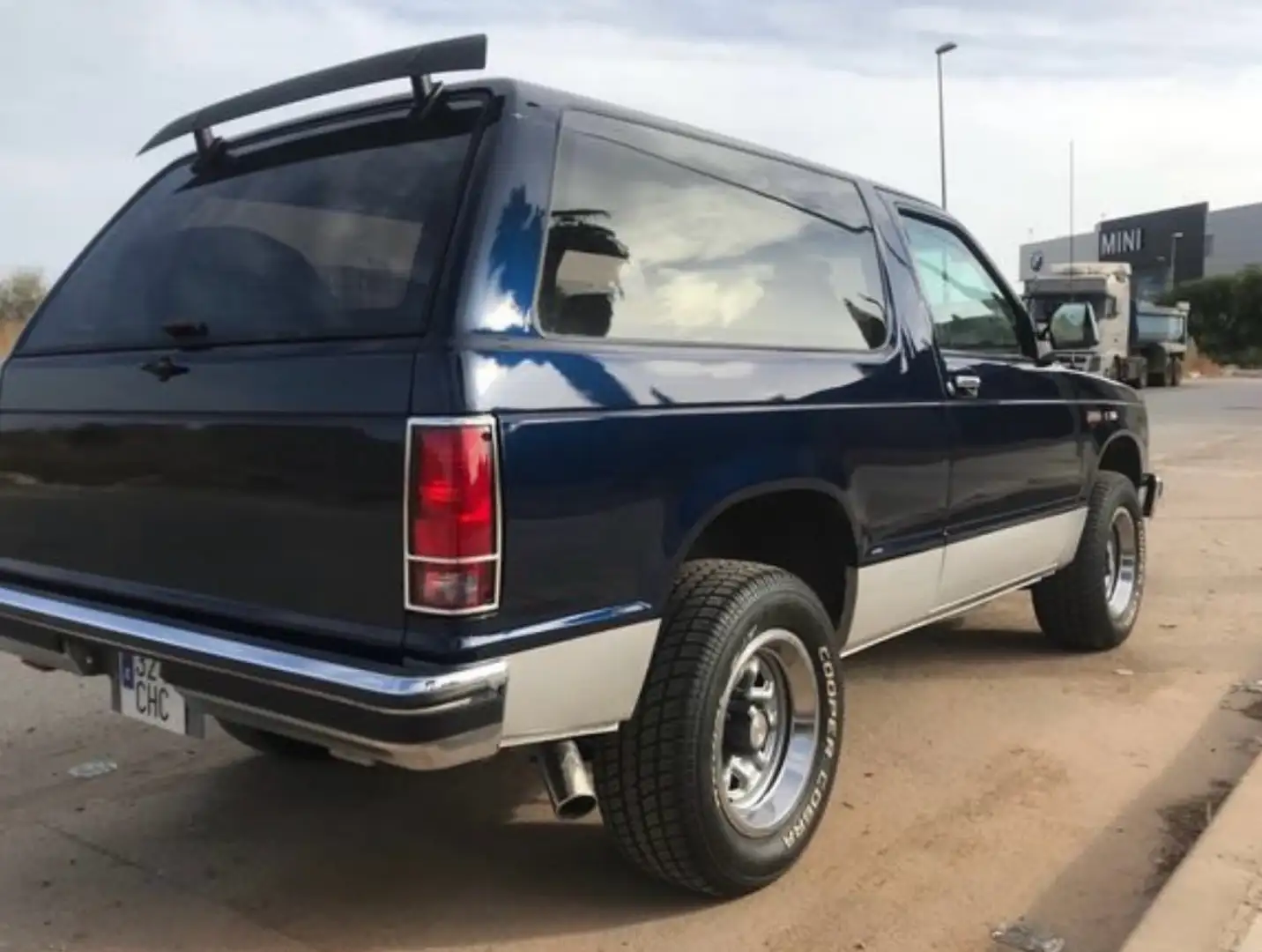 GMC GMC JIMMY S15 CHEVROLET BLAZER s10 - 2