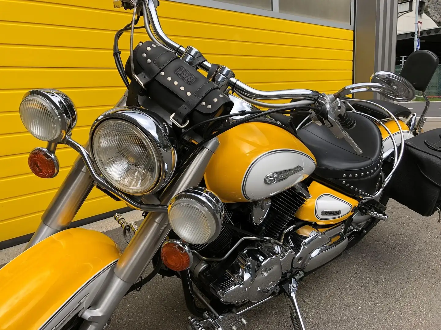 Yamaha XVS 1100 Żółty - 1