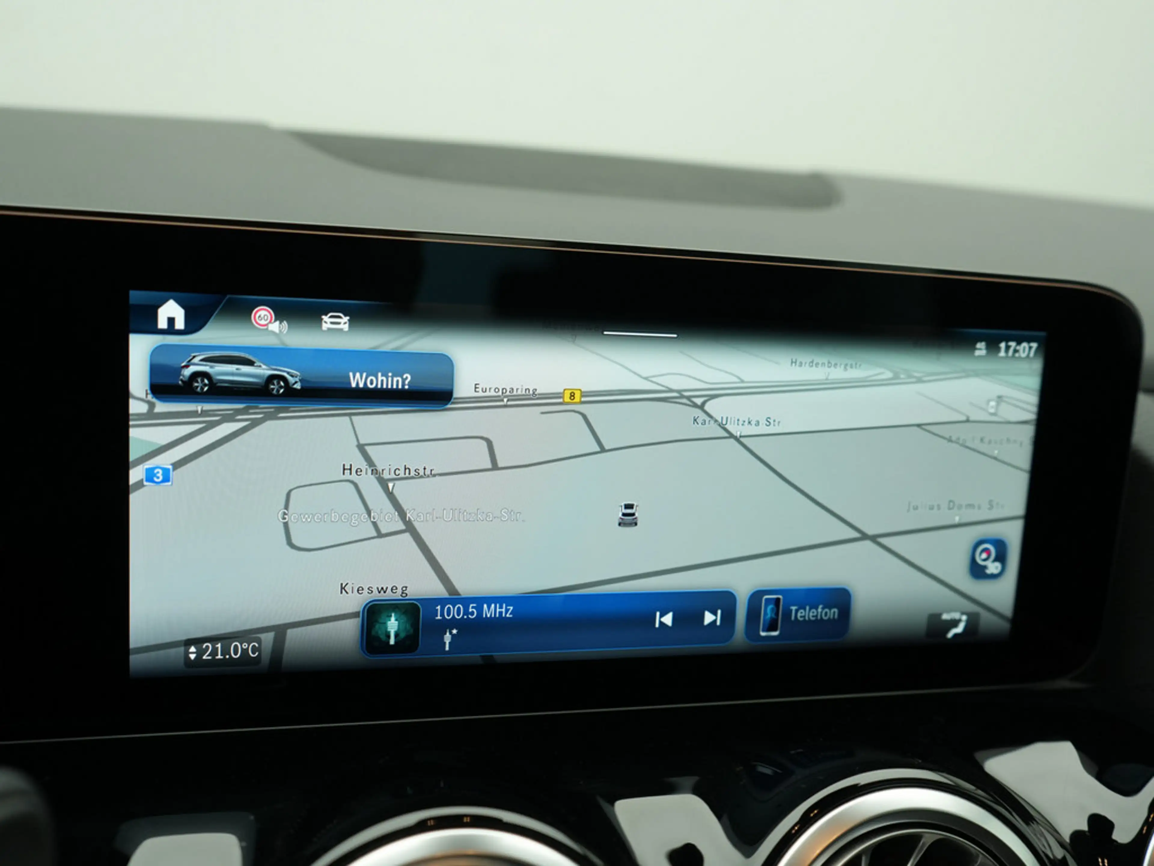 Mercedes-Benz GLA 250 VIRT NAVI SHZ KAM LED — photo 12