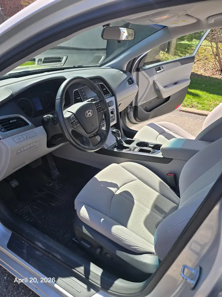 Hyundai SONATA снимка Hyundai SONATA