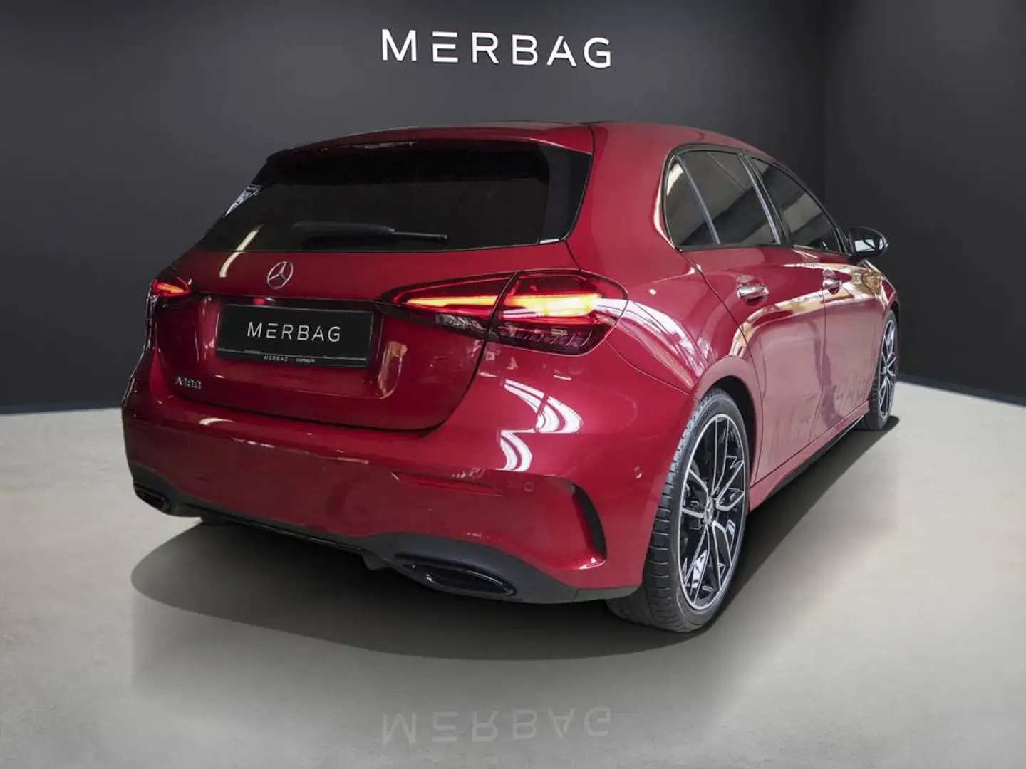 Mercedes-Benz A 180 AMG-NIGHT-KEYLESS-DISTRONIC-AHK-UVP47.200,- Rot - 2