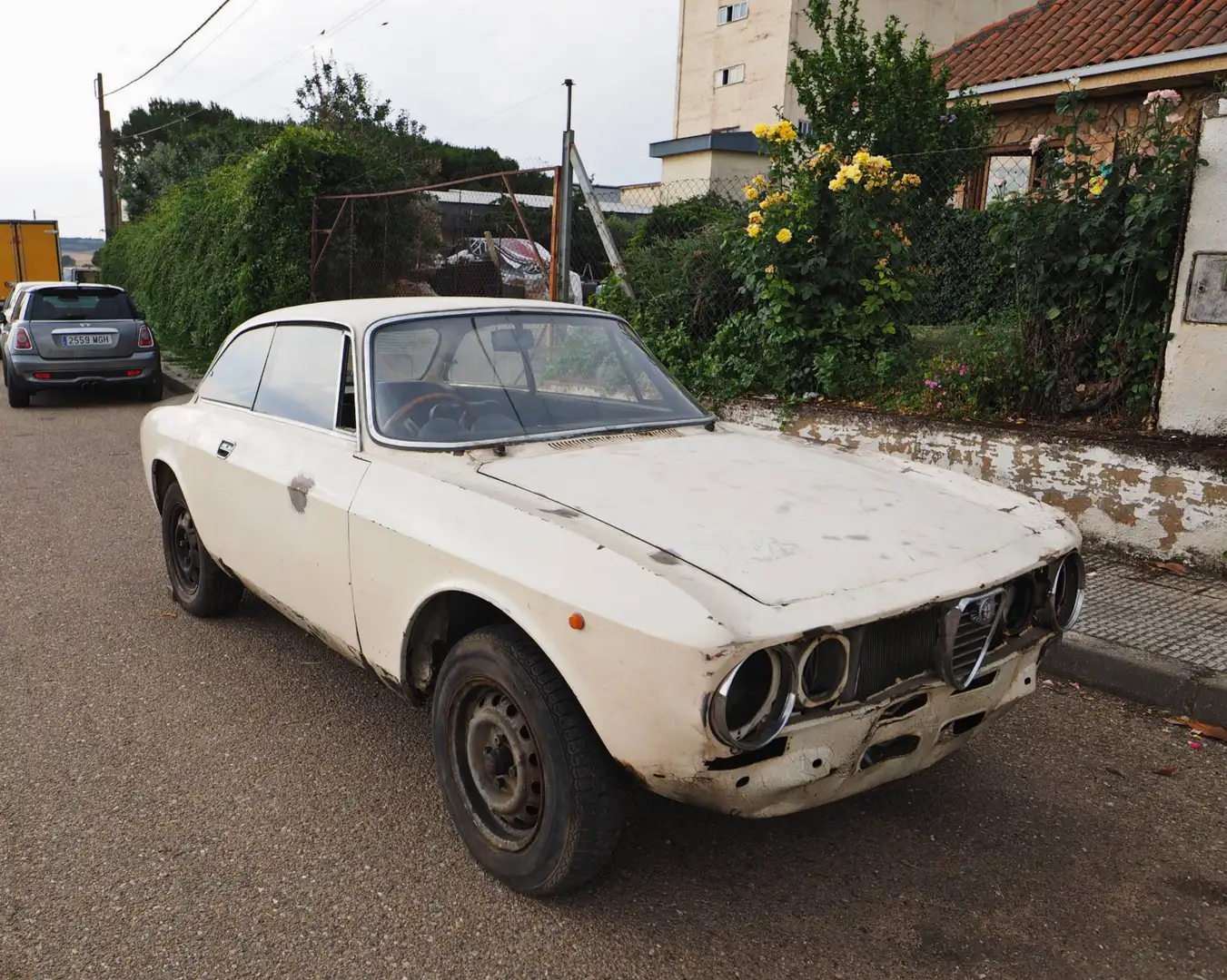 Alfa Romeo 1750 Gtv 1750 Weiß - 1