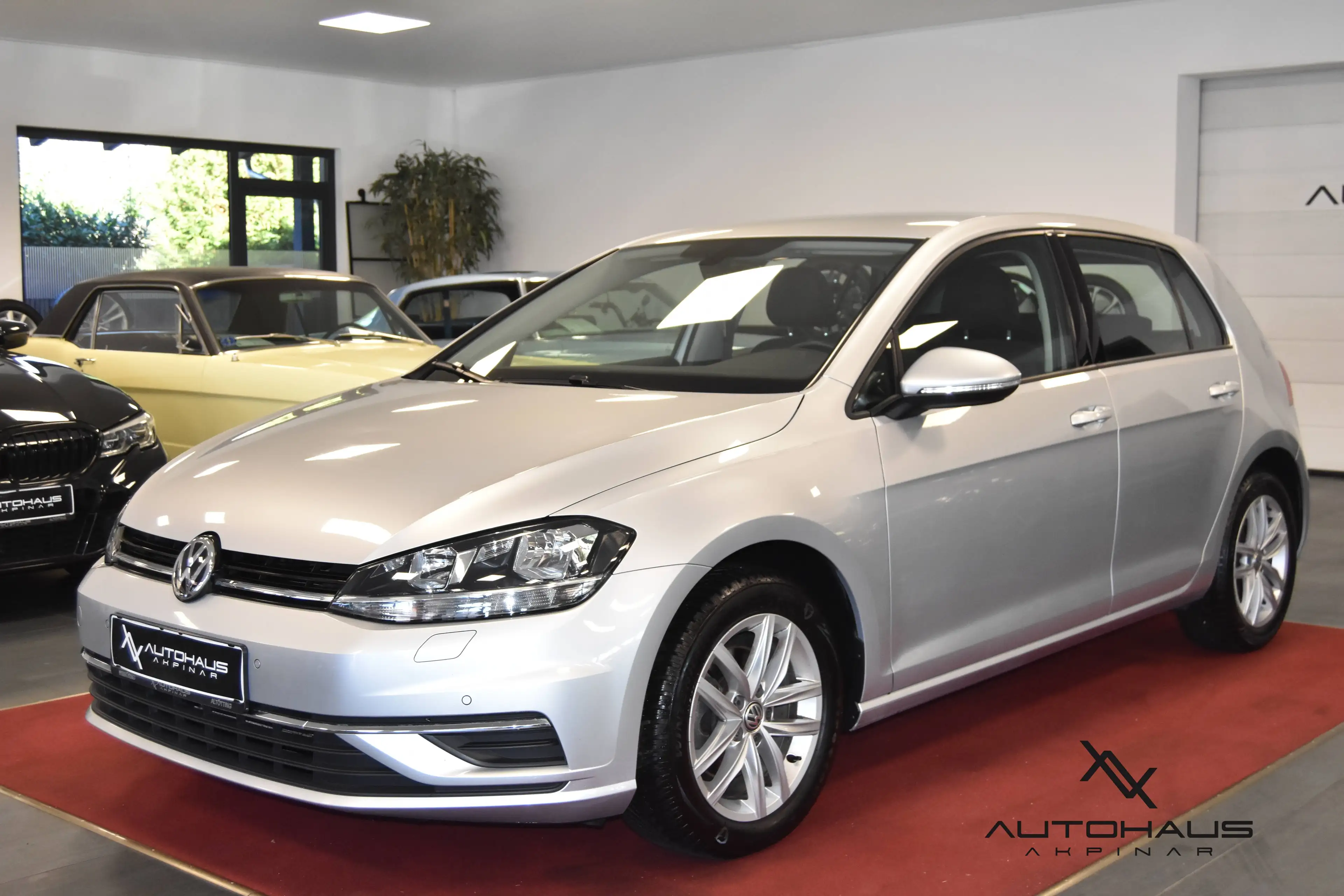 Volkswagen Golf 7 Comfortline BMT.~SHZ.~KLIMA.~PDC.~AHK.~TÜV.~SERVICE. — photo 3