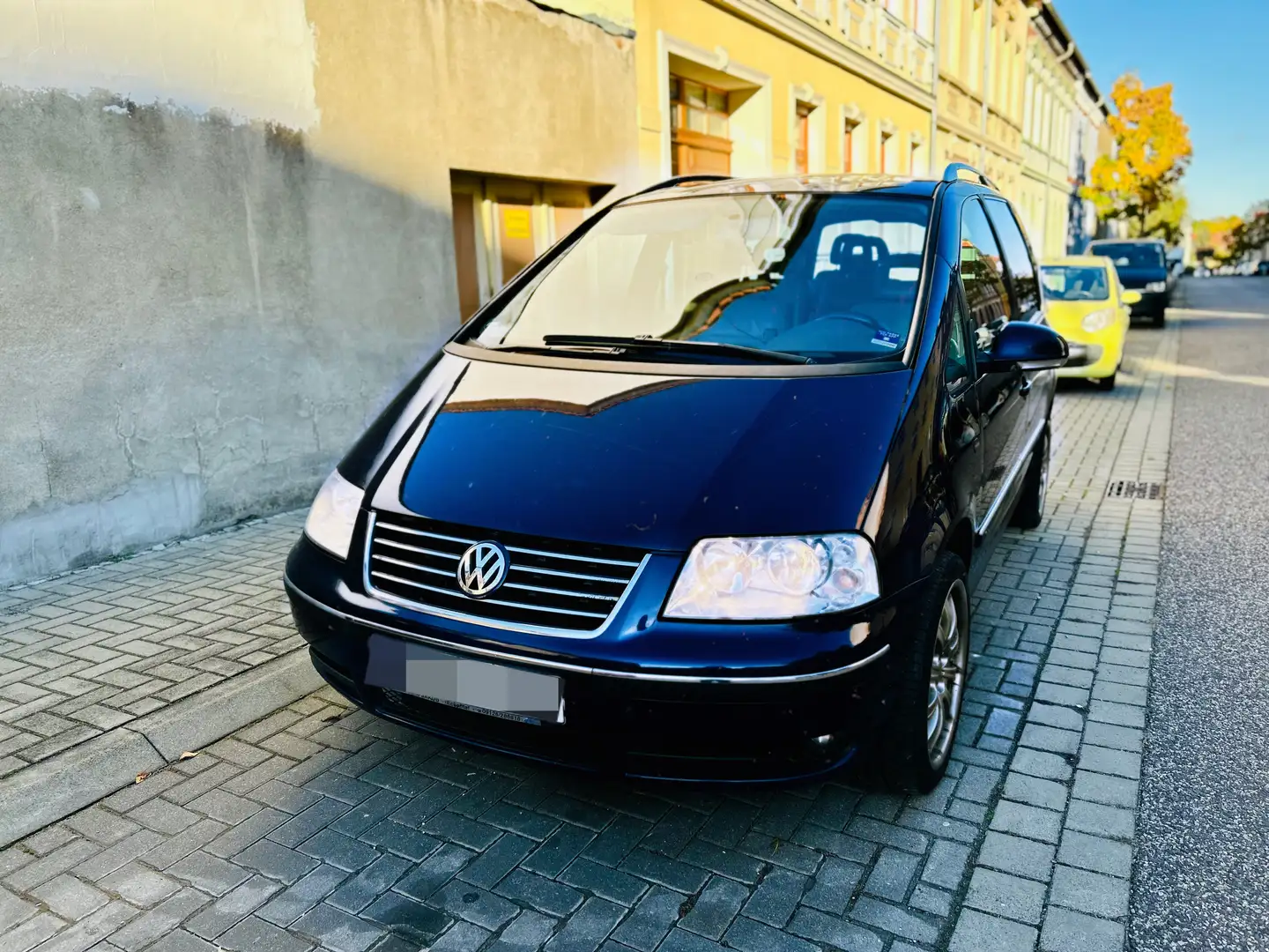 Volkswagen Sharan Notverkauf - VW Sharan Highline 2.0 TDI (2006) - Blau - 1