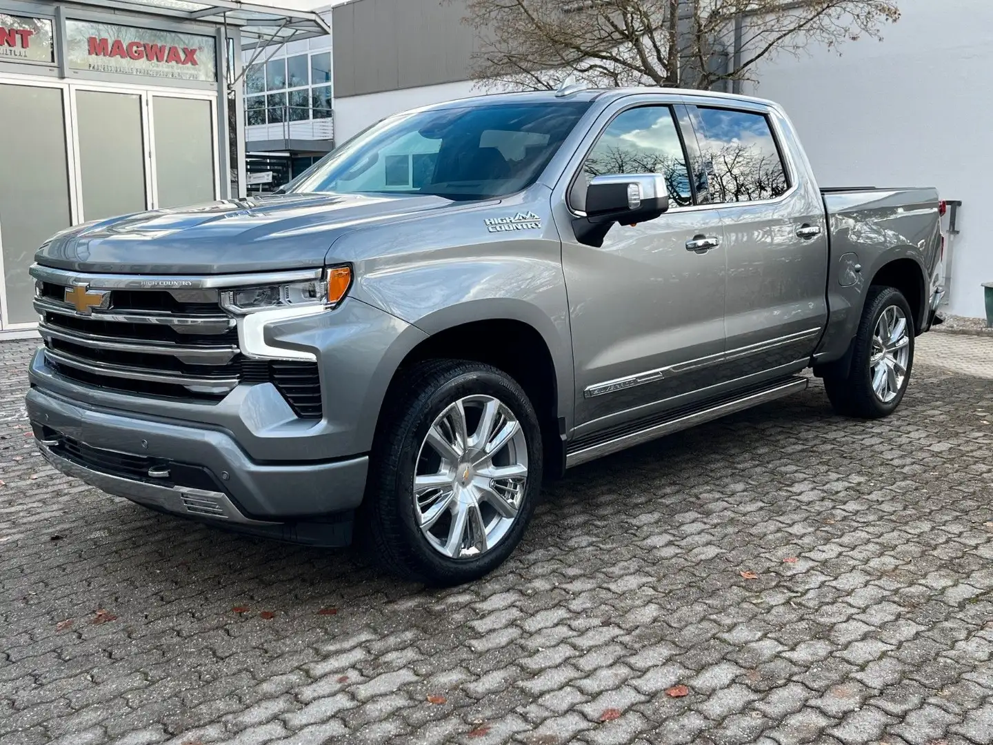 Chevrolet Silverado 6.2 V8 High Country MY2025 Grau - 1