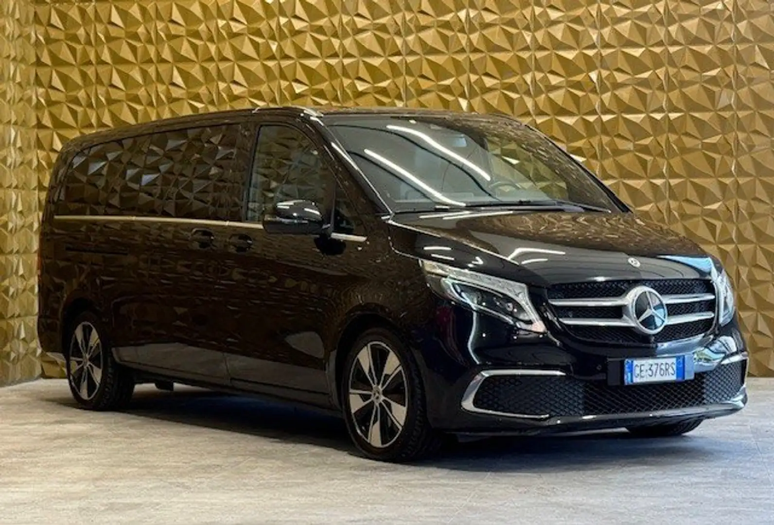 Mercedes-Benz V 250 V Extralong 250 d Premium auto Noir - 2