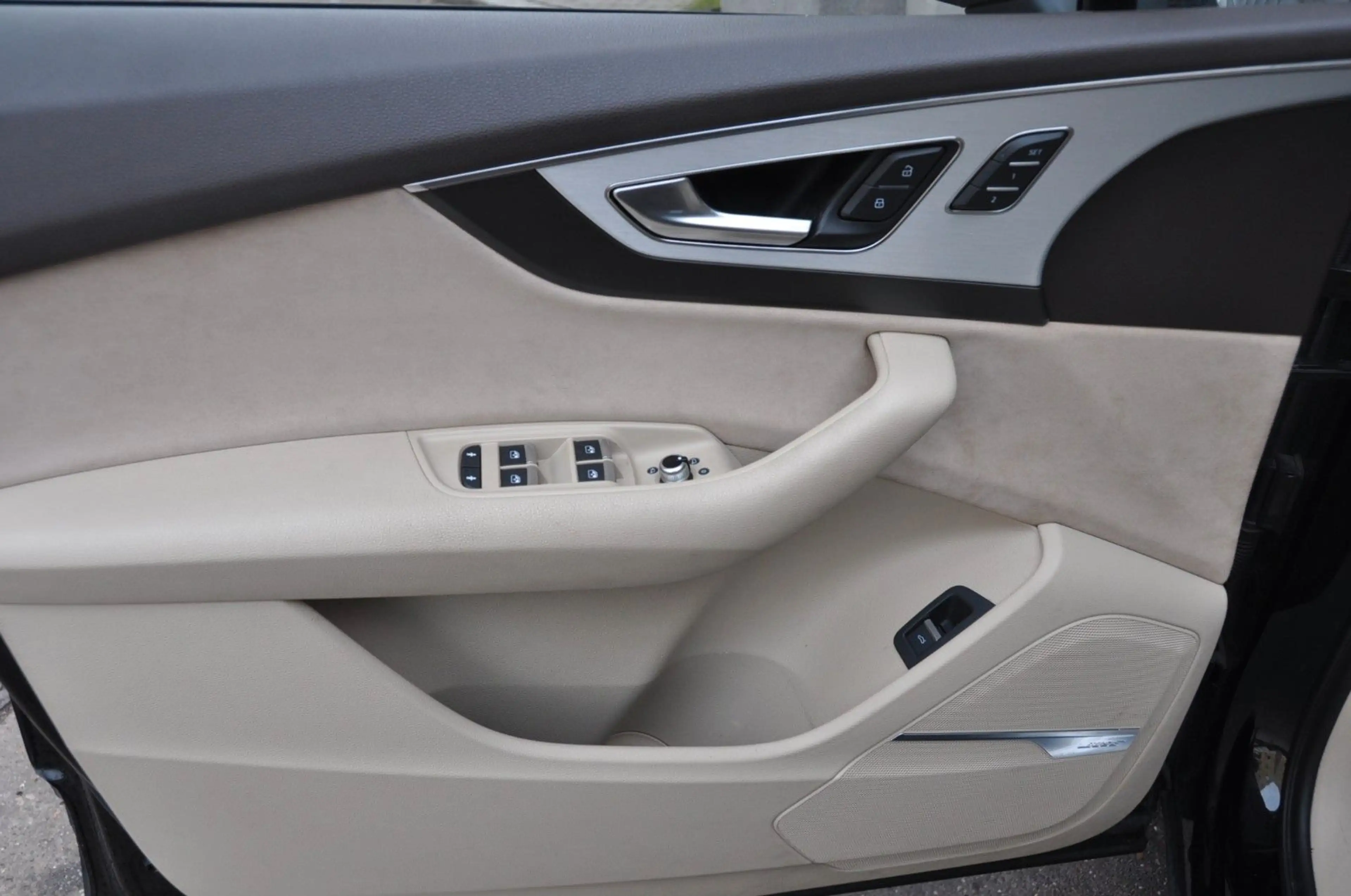Audi SQ7 4.0 TDI quattro VOLL — photo 5