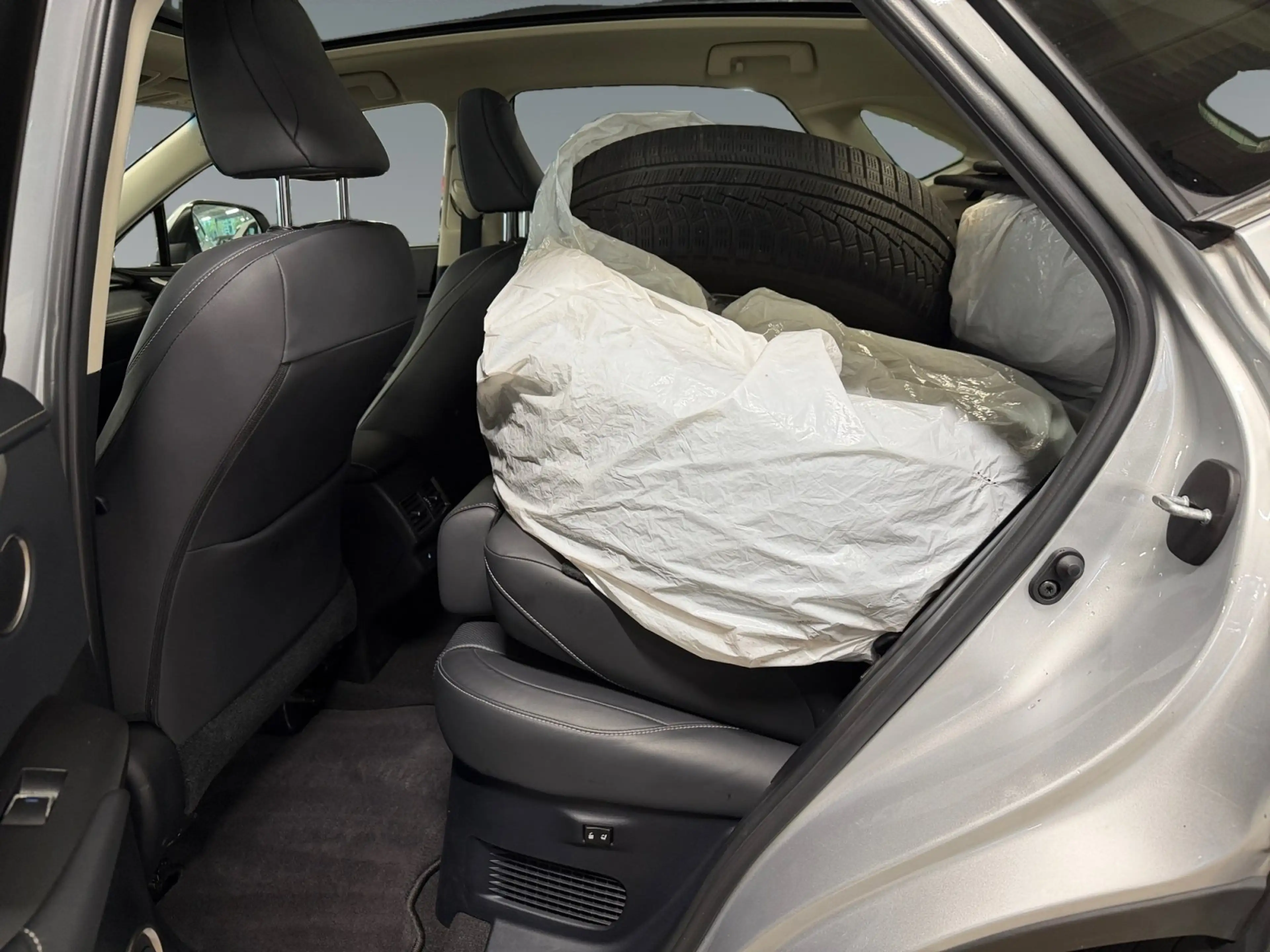 Lexus NX 300h NX 300 h Luxury Line +Kamera+AHK+Pano+ — photo 14