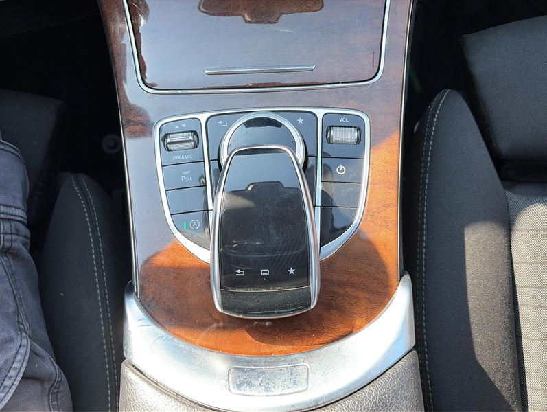 Mercedes-Benz C 250 d BlueTec LED*AHK*Keyless*Standheizung — photo 19