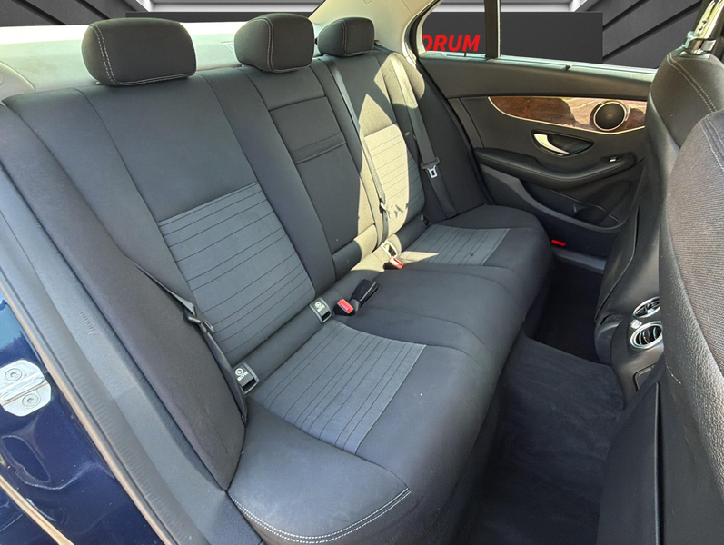 Mercedes-Benz C 250 d BlueTec LED*AHK*Keyless*Standheizung — photo 10
