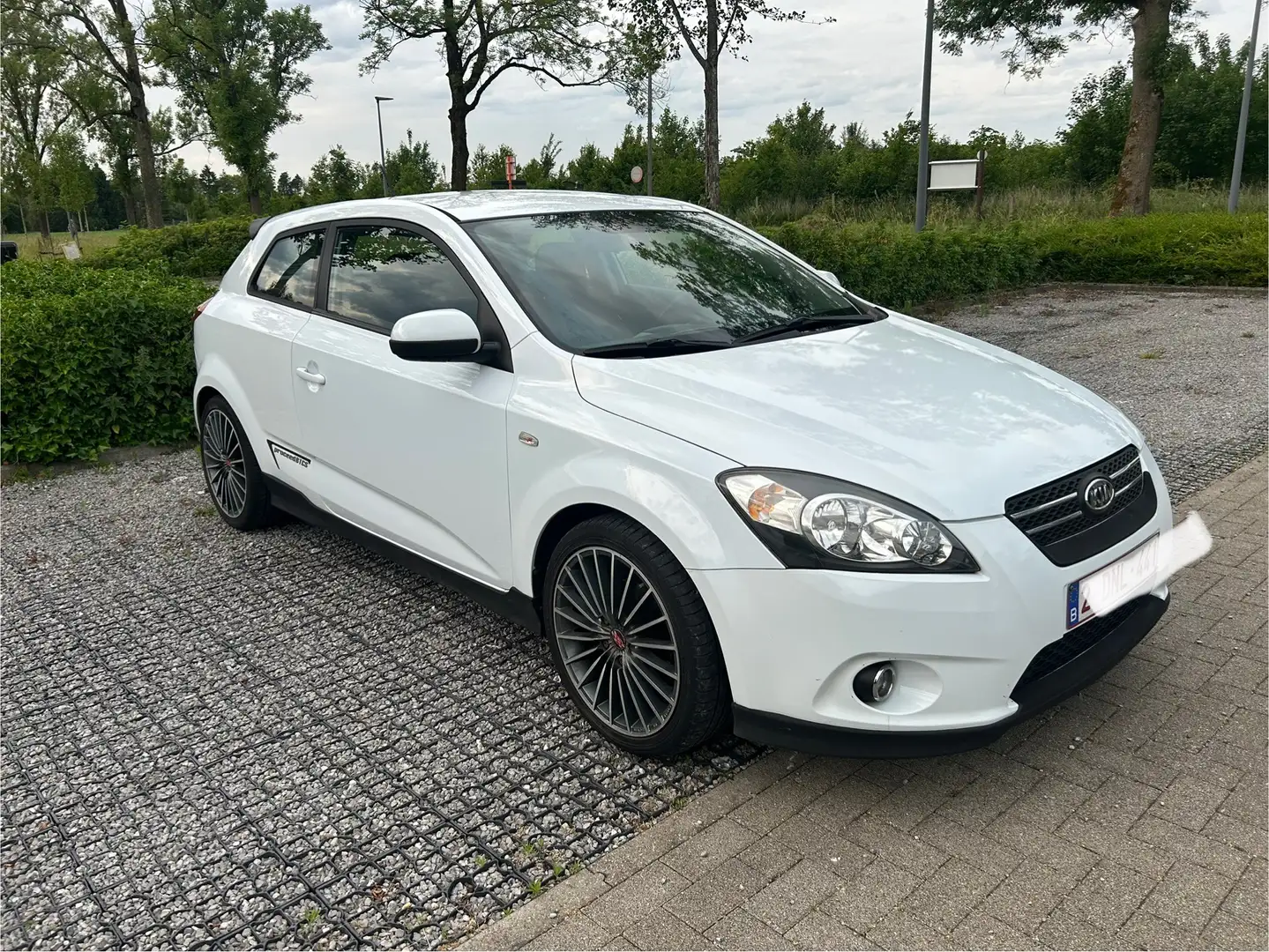 Kia Ceed / cee'd 1.6 CRDi 90 BTCS Edition - 1