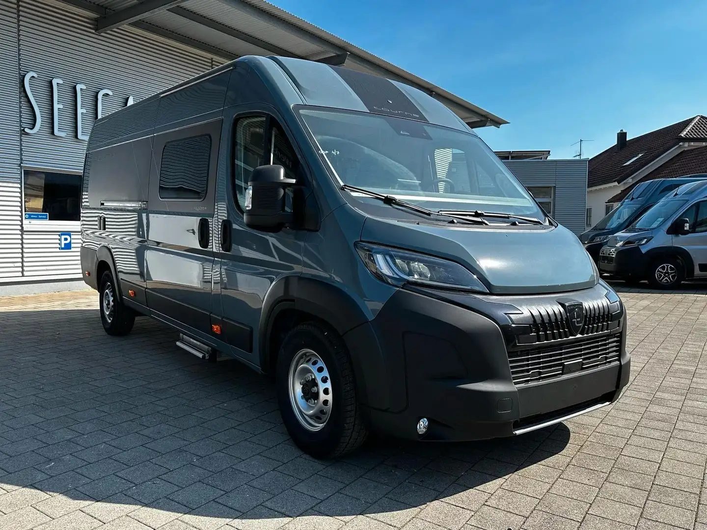 Tourne 640 6.4 Cruise Grey Thunder Automatik 180 PS Grau - 2