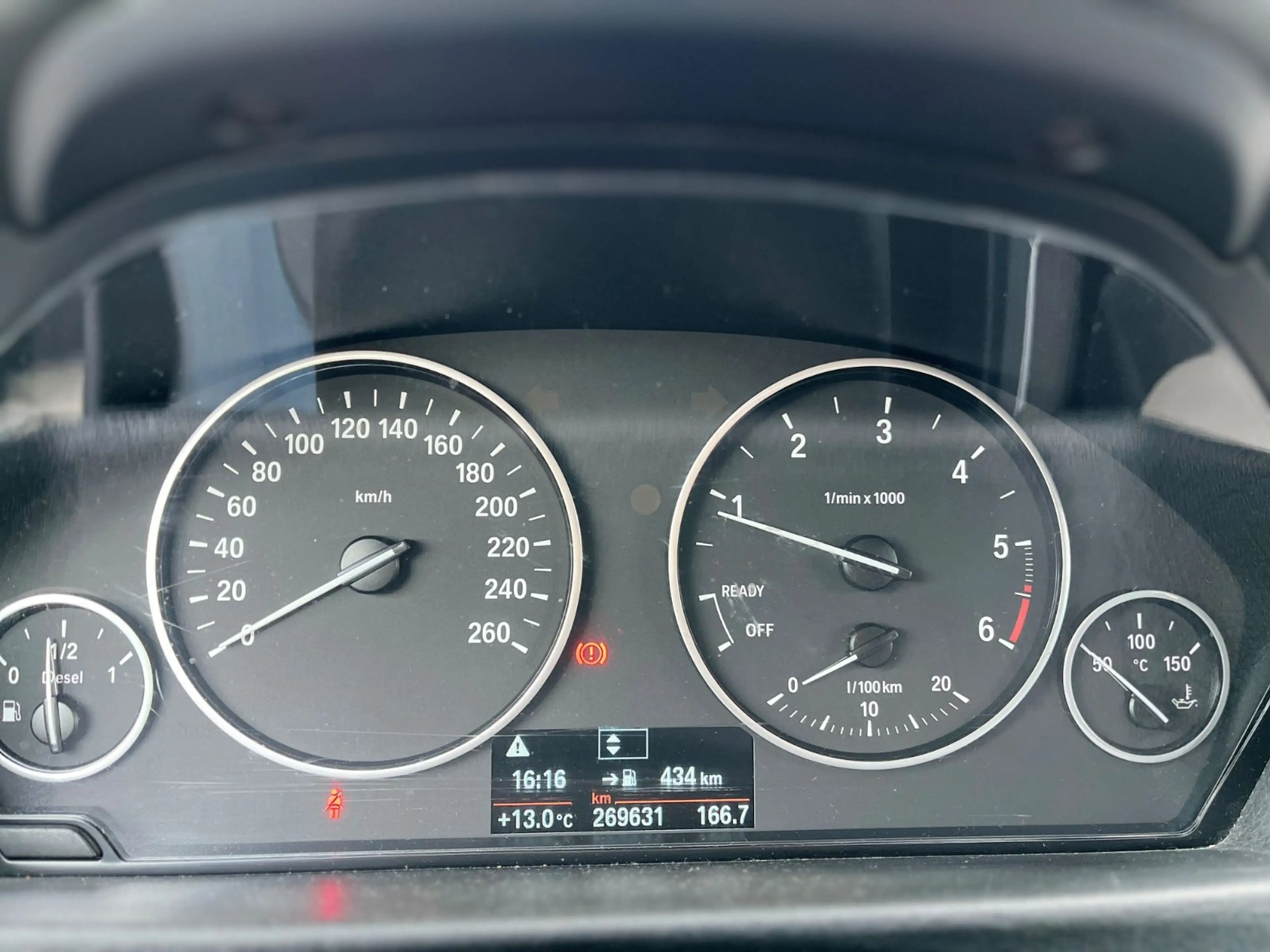 BMW 320 3 Touring 320 d — photo 14