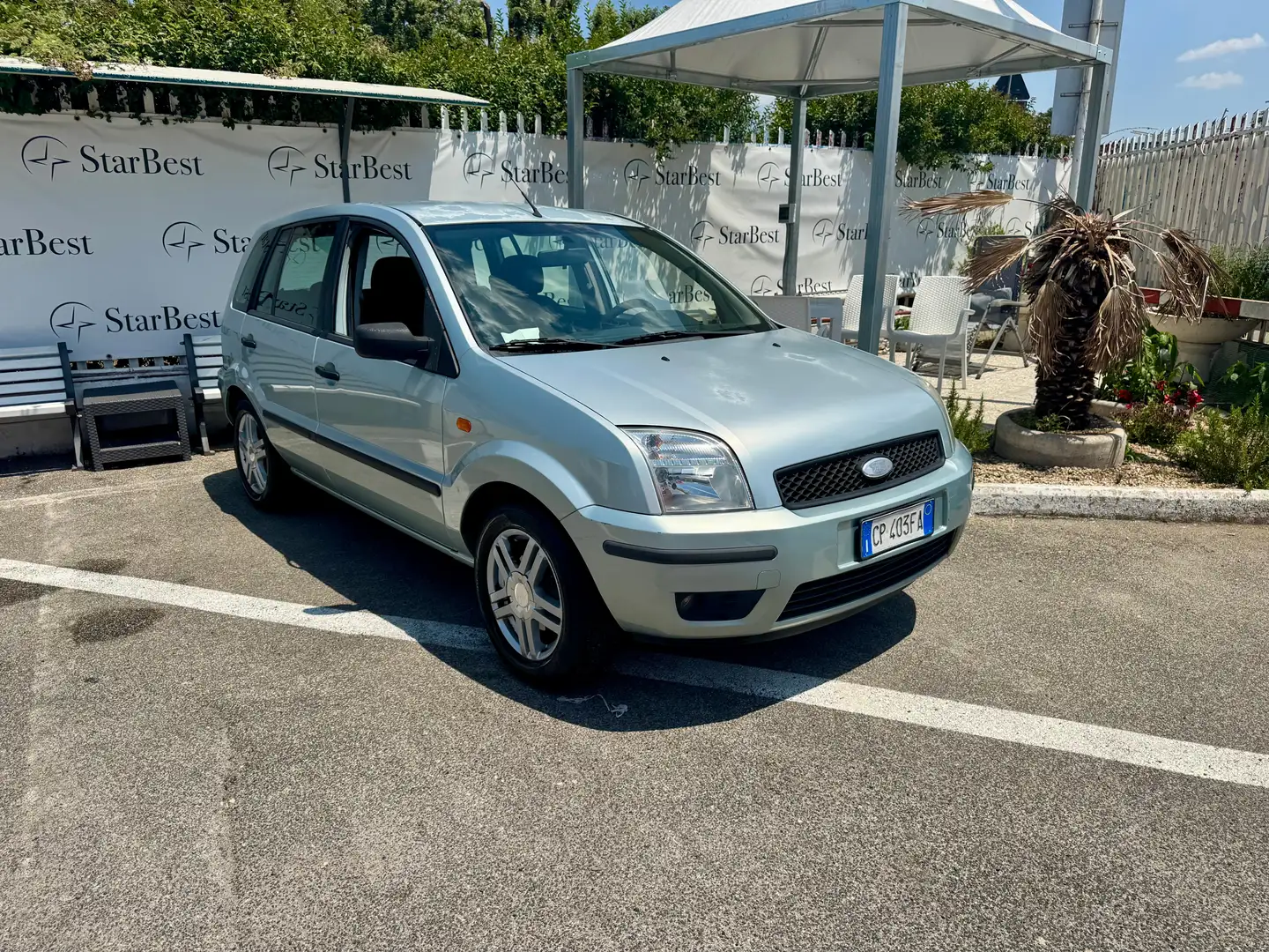 Ford Fusion Fusion 1.4 tdci Elegance*UNICOPROPRIETARIO* Argento - 1