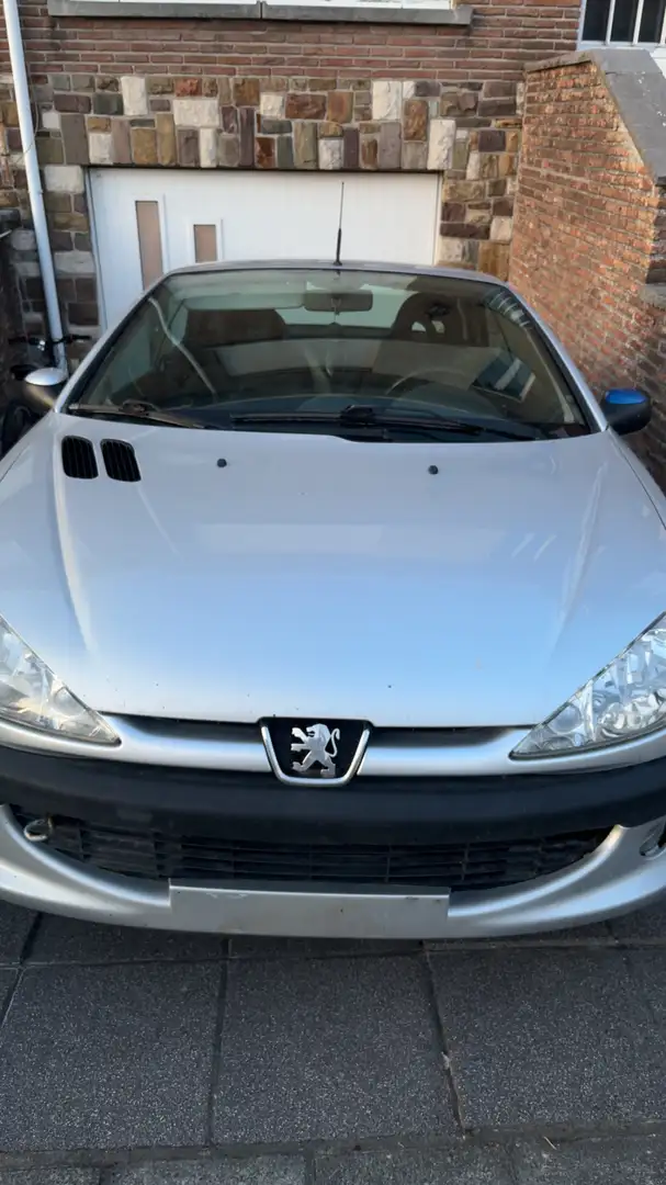 Peugeot 206 1.6i 16v - 1