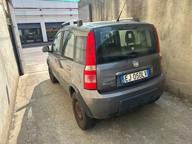 Fiat Panda view 2