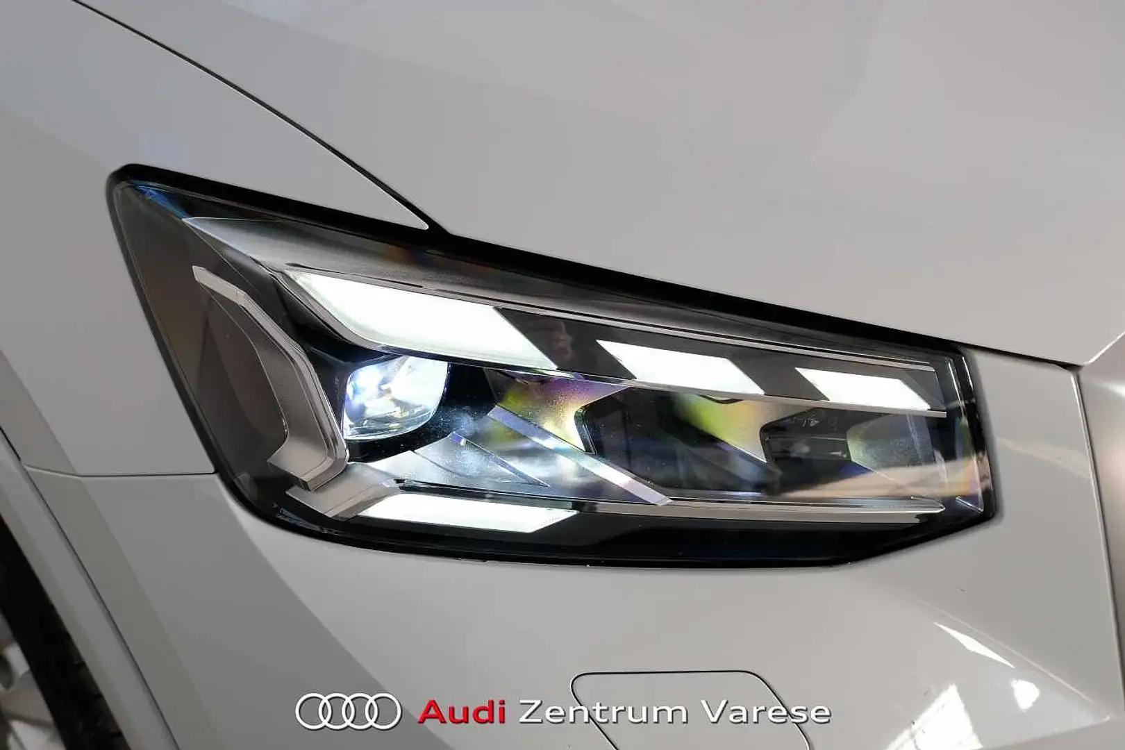 Audi Q2 35 TDI 150CV Stronic Sline Edition MY25 Bianco - 2