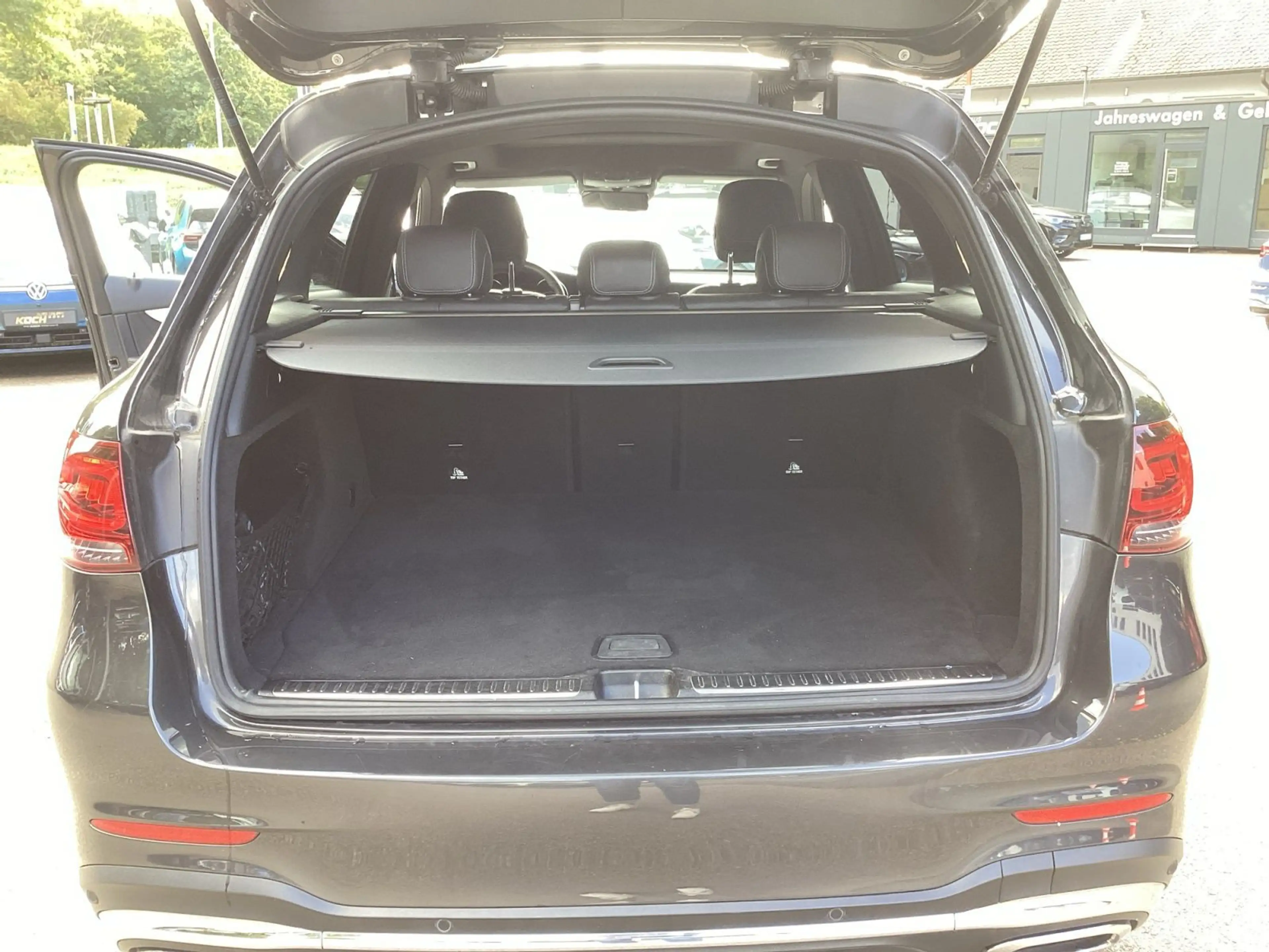 Mercedes-Benz GLC 400 d 4M. AMG Pano Standh.AHK Navi Kamera 360 — photo 12