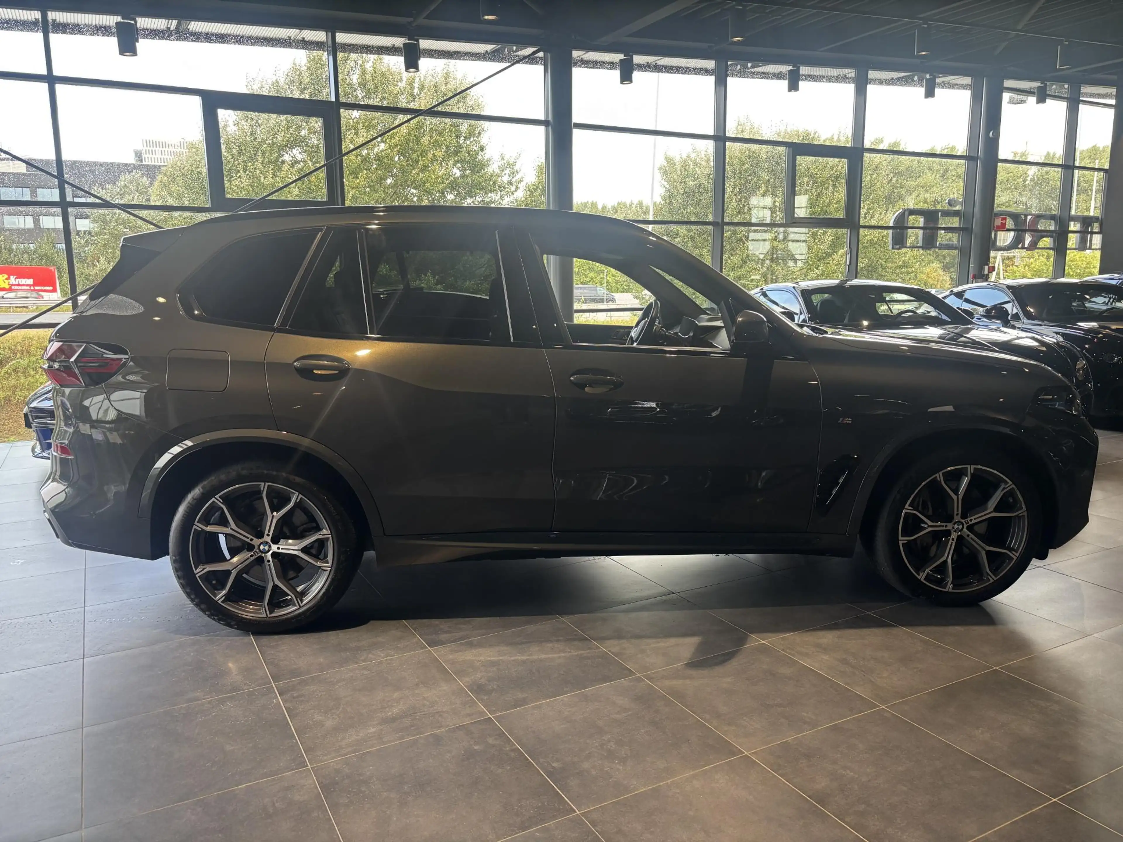 BMW X5 xDrive50e | DRAVITGRAU | ACHTERAS BESTURING | PANO — photo 4