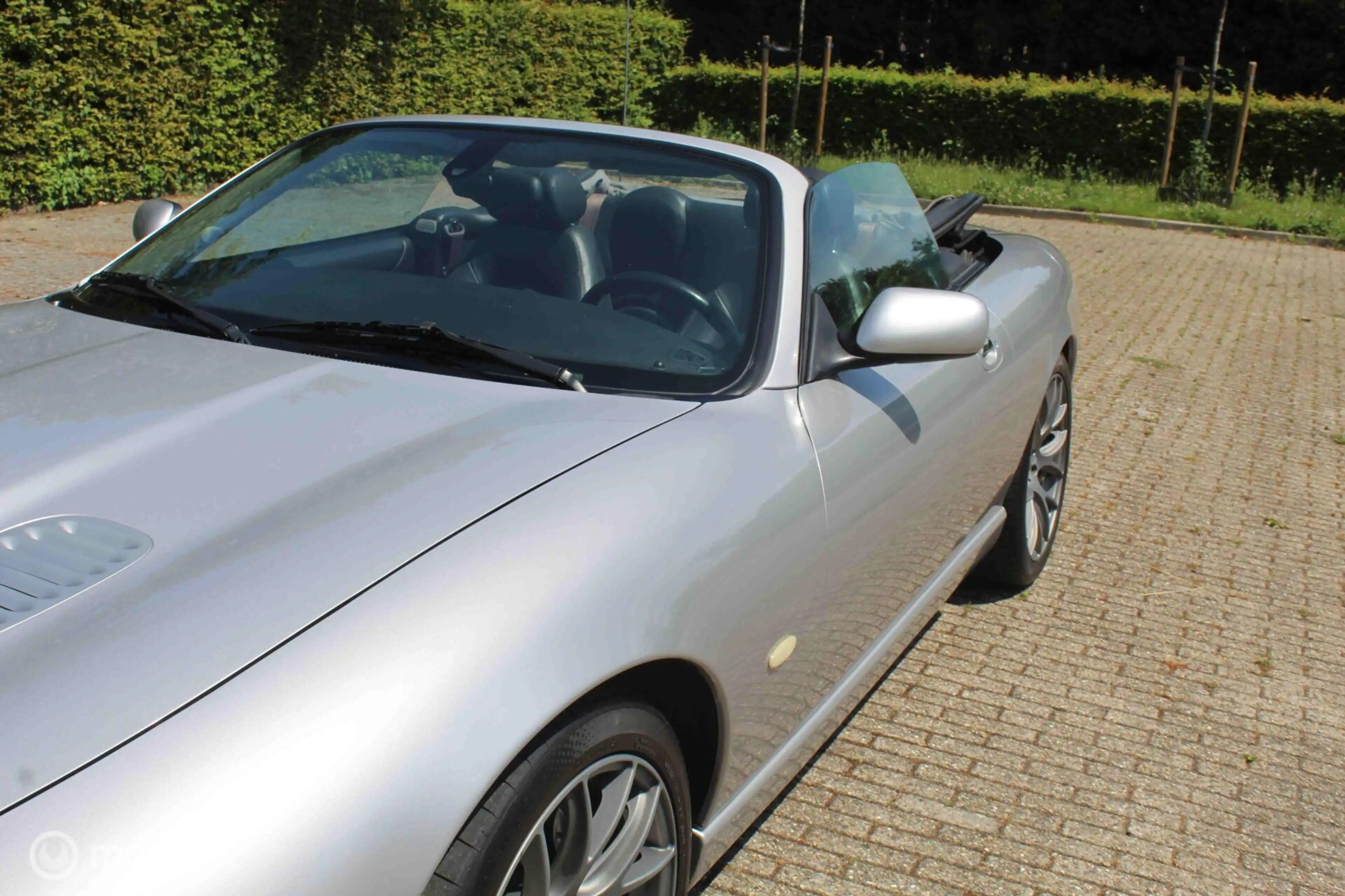 Jaguar XKR 4.2 V8 Convertible — photo 33