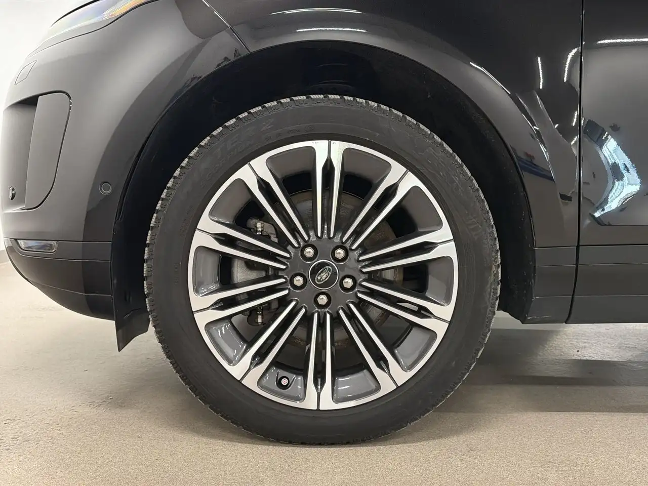 Land Rover Range Rover Evoque photo Land Rover Range Rover Evoque