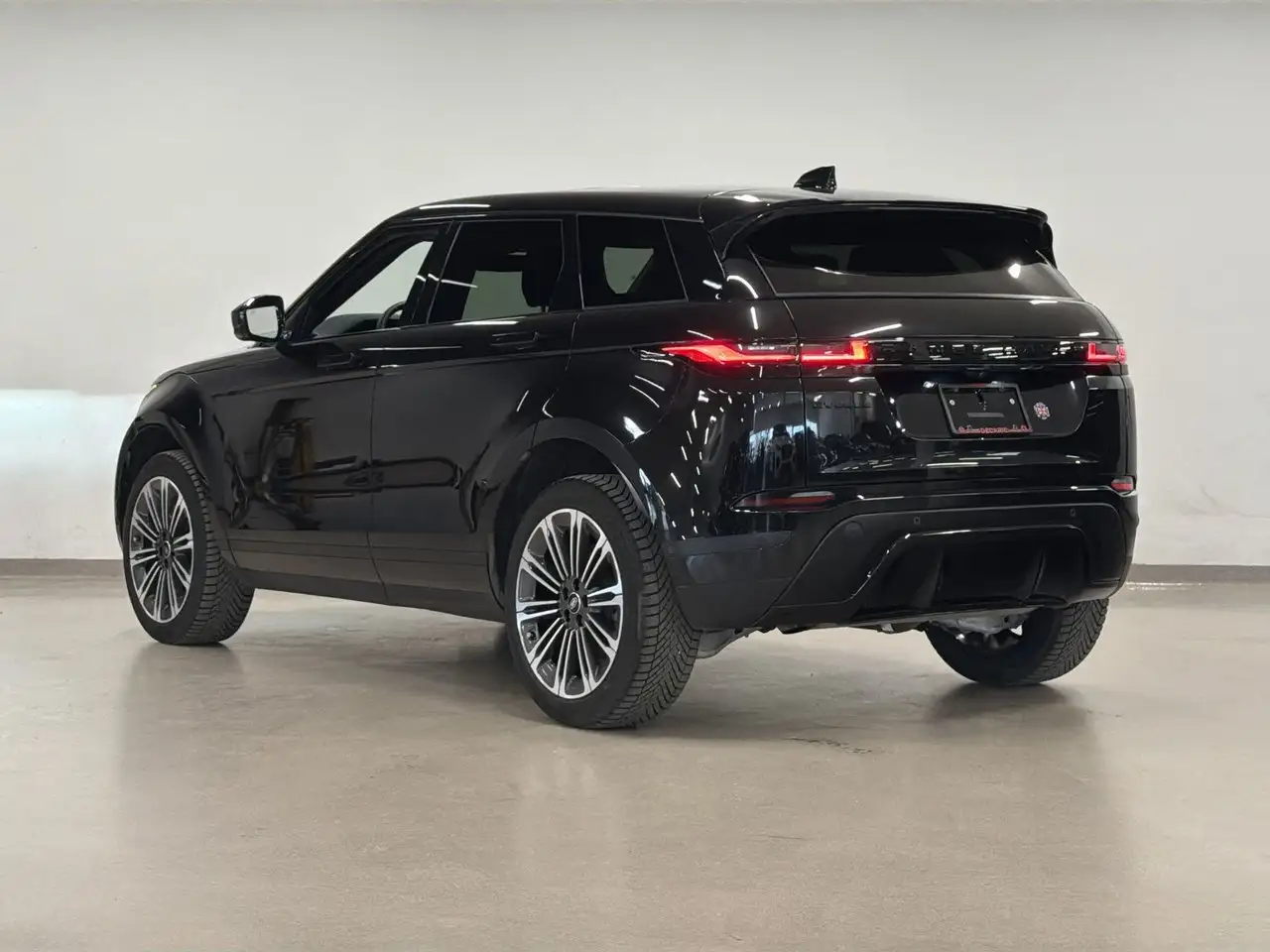 Land Rover Range Rover Evoque photo Land Rover Range Rover Evoque