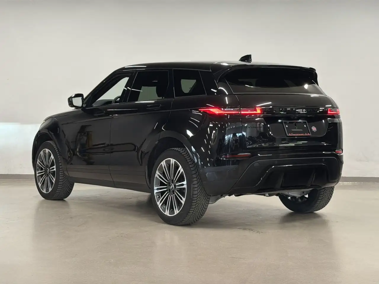 Land Rover Range Rover Evoque photo Land Rover Range Rover Evoque