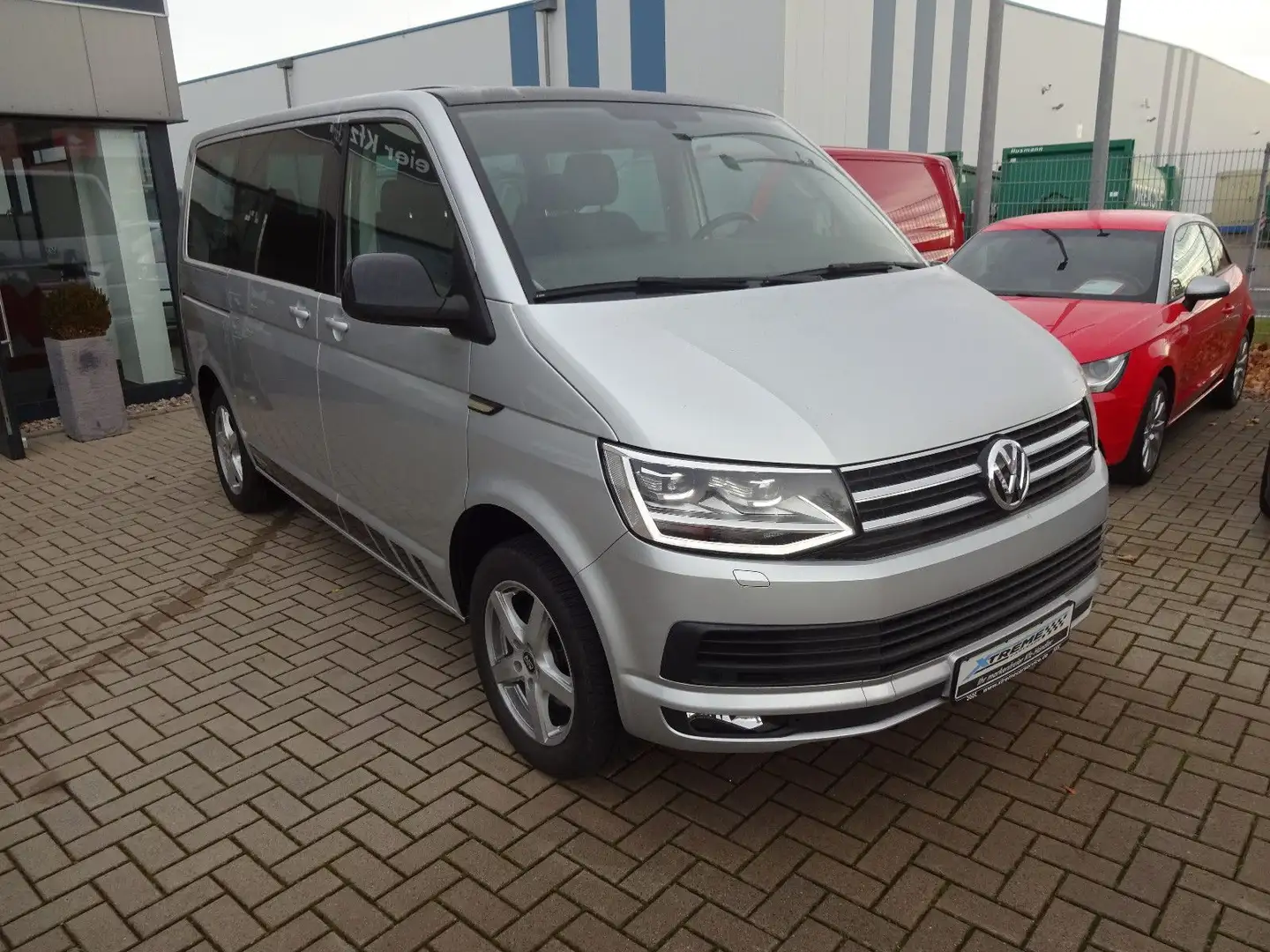 Volkswagen T6 Multivan Edition 30 LED/DSG/AHK Silber - 1