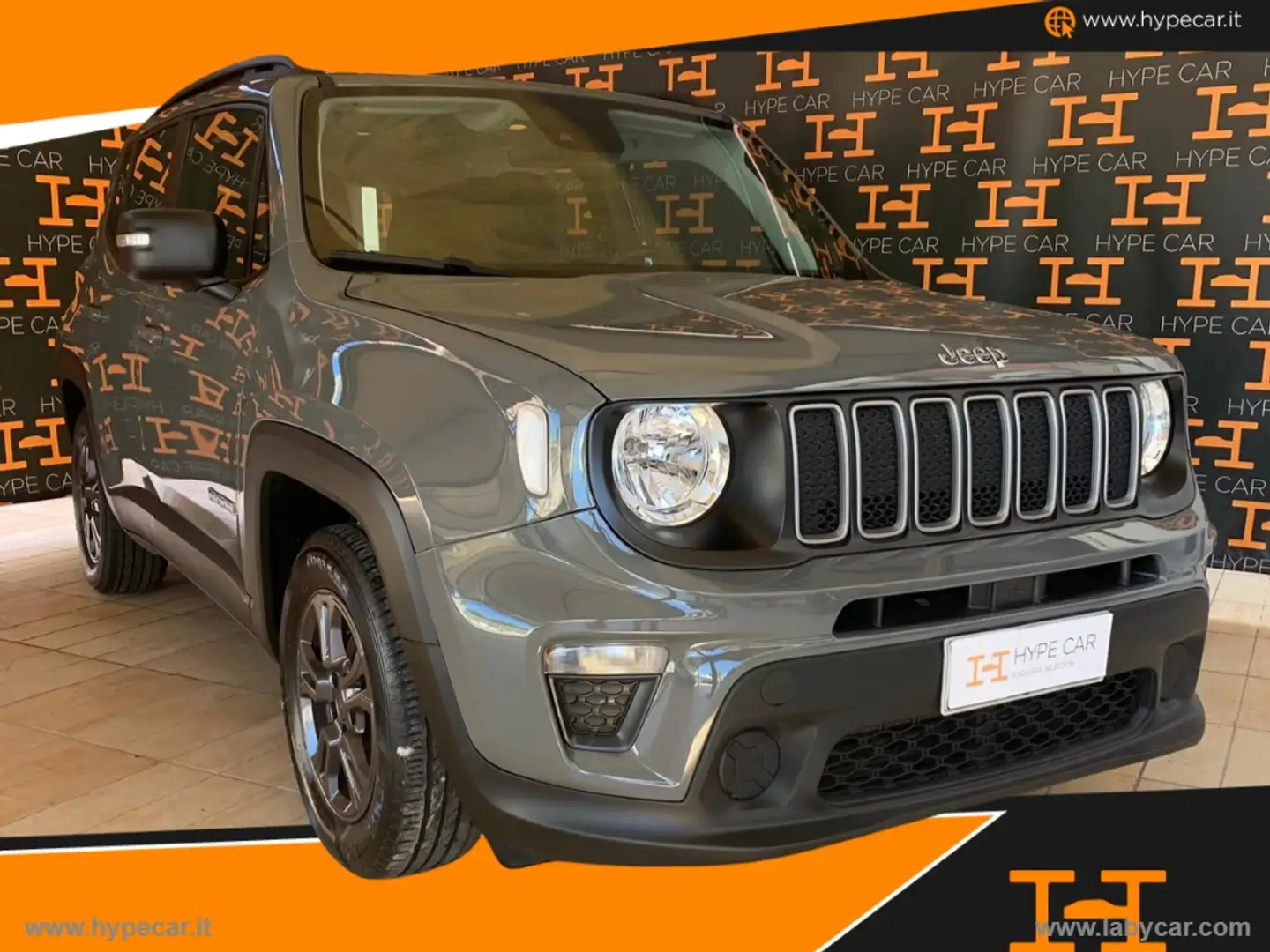 Jeep Renegade 1.6 Mjt 130CV Longitude Grijs - 1