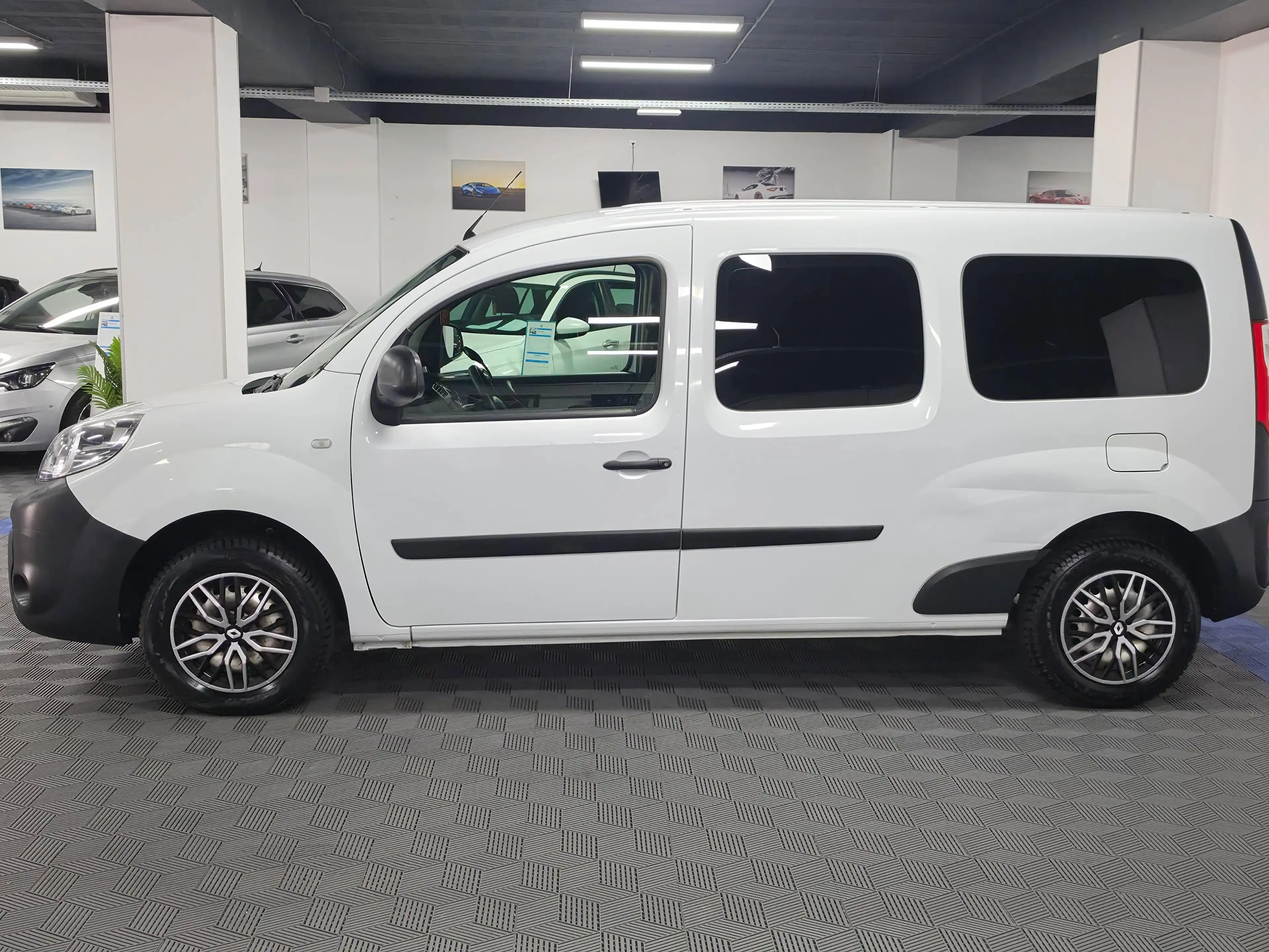 Renault Kangoo 1.5 DCI  | 2021 | NEW DISTRI + AMORTISSEURS + ENTRETIEN — photo 6