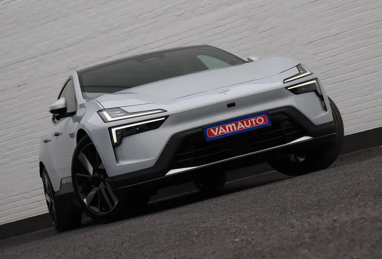 Polestar 4 100 kWh Long Range Dual Motor Plus&Pilot/NappaLeather/TintedWindow/21"/SOH=99,7%/NEW!!!