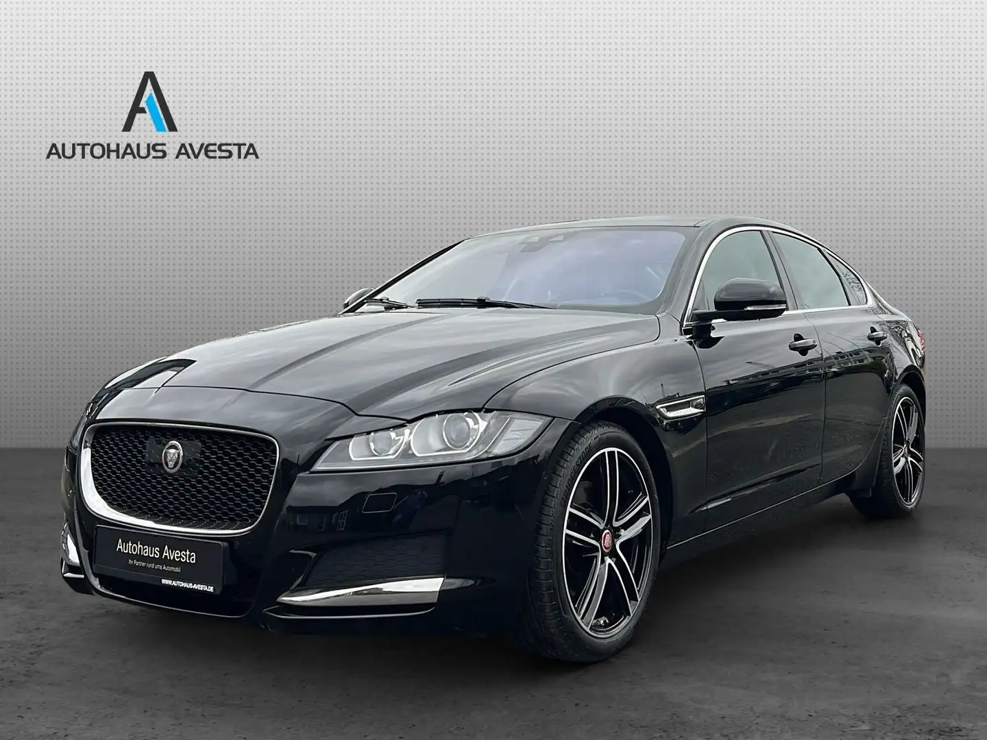 Jaguar XF Prestige/ 1.HAND/ 84.tKM/ 2016/ GARANTIE/ Noir - 1