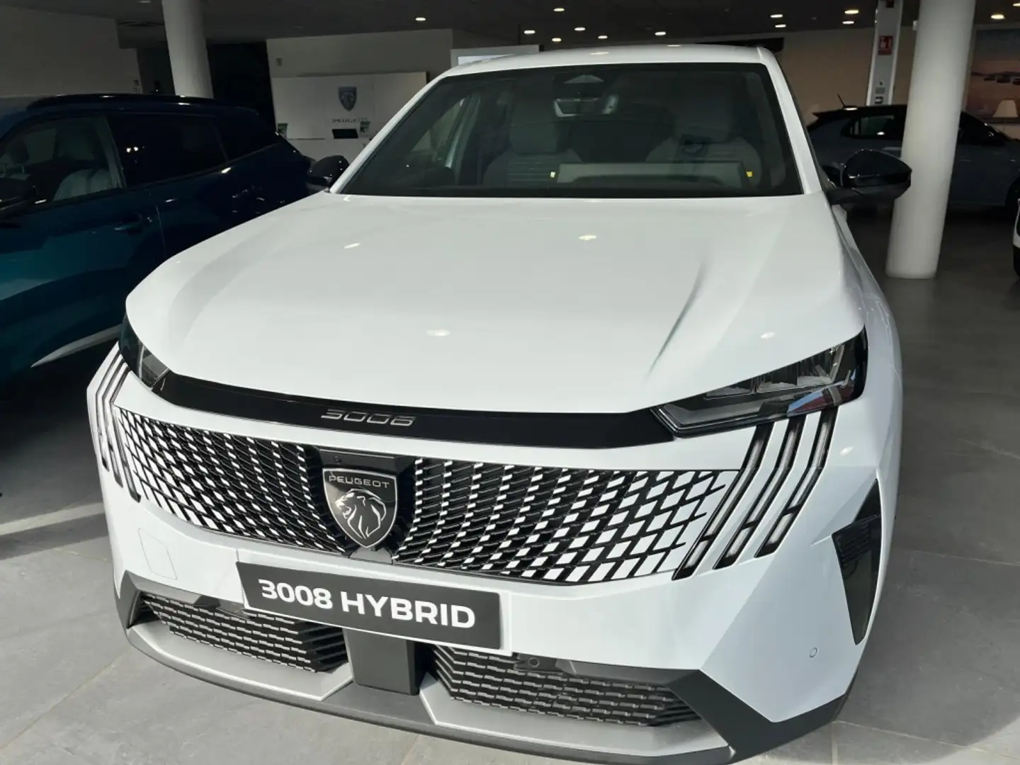 Peugeot 3008 Hybrid Allure eDCS6 145 Blanco - 1