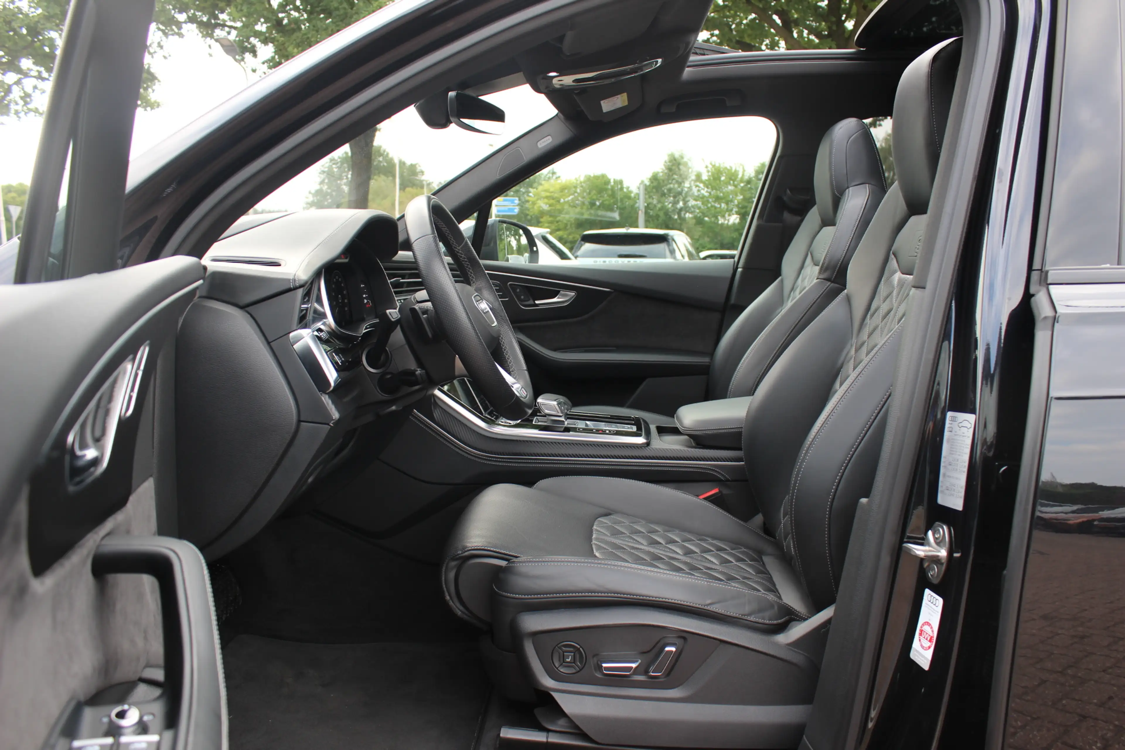 Audi Q7 60 TFSI e quattro Competition / SoH 91,5% / Trekha — photo 11