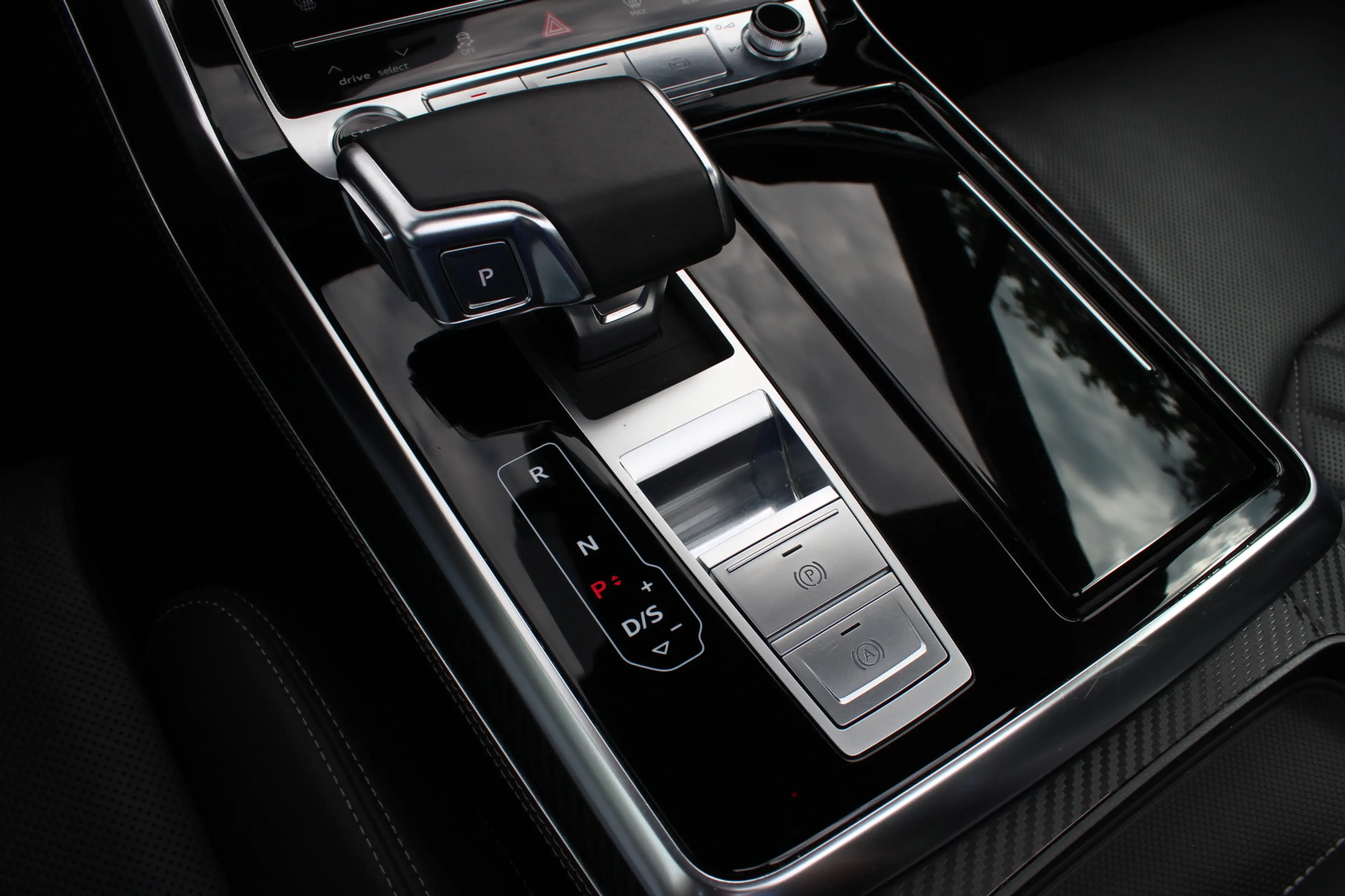 Audi Q7 60 TFSI e quattro Competition / SoH 91,5% / Trekha — photo 30