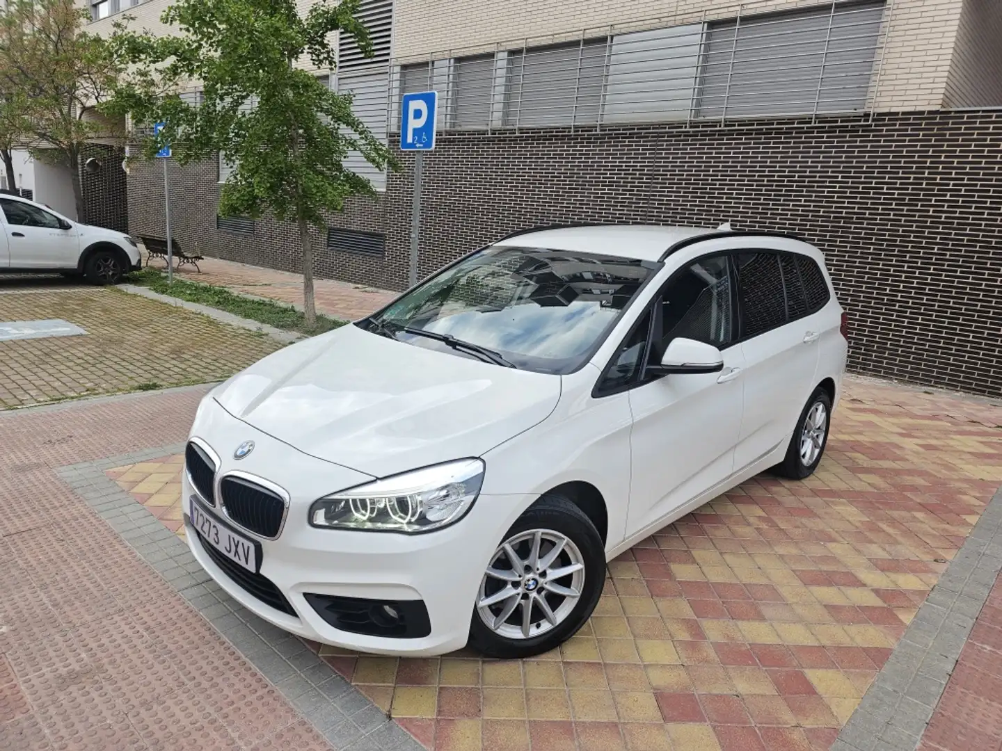 BMW 218 218dA Gran Tourer Fehér - 1