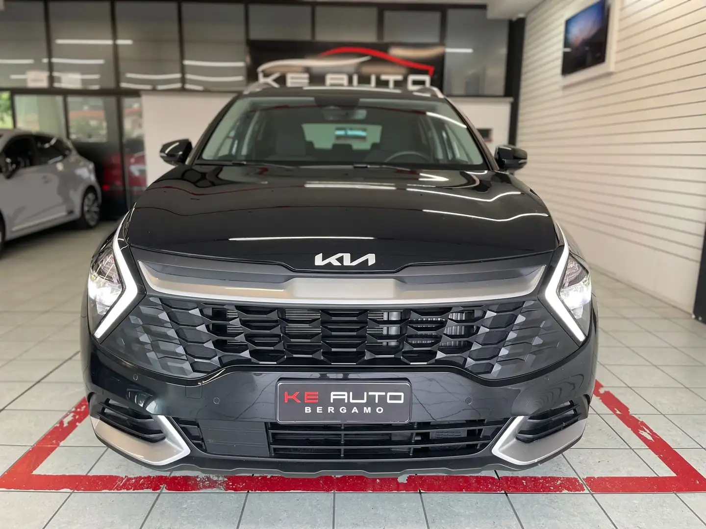 Kia Sportage V My2022 1.6 tgdi hev Style 210cv auto Nero - 2