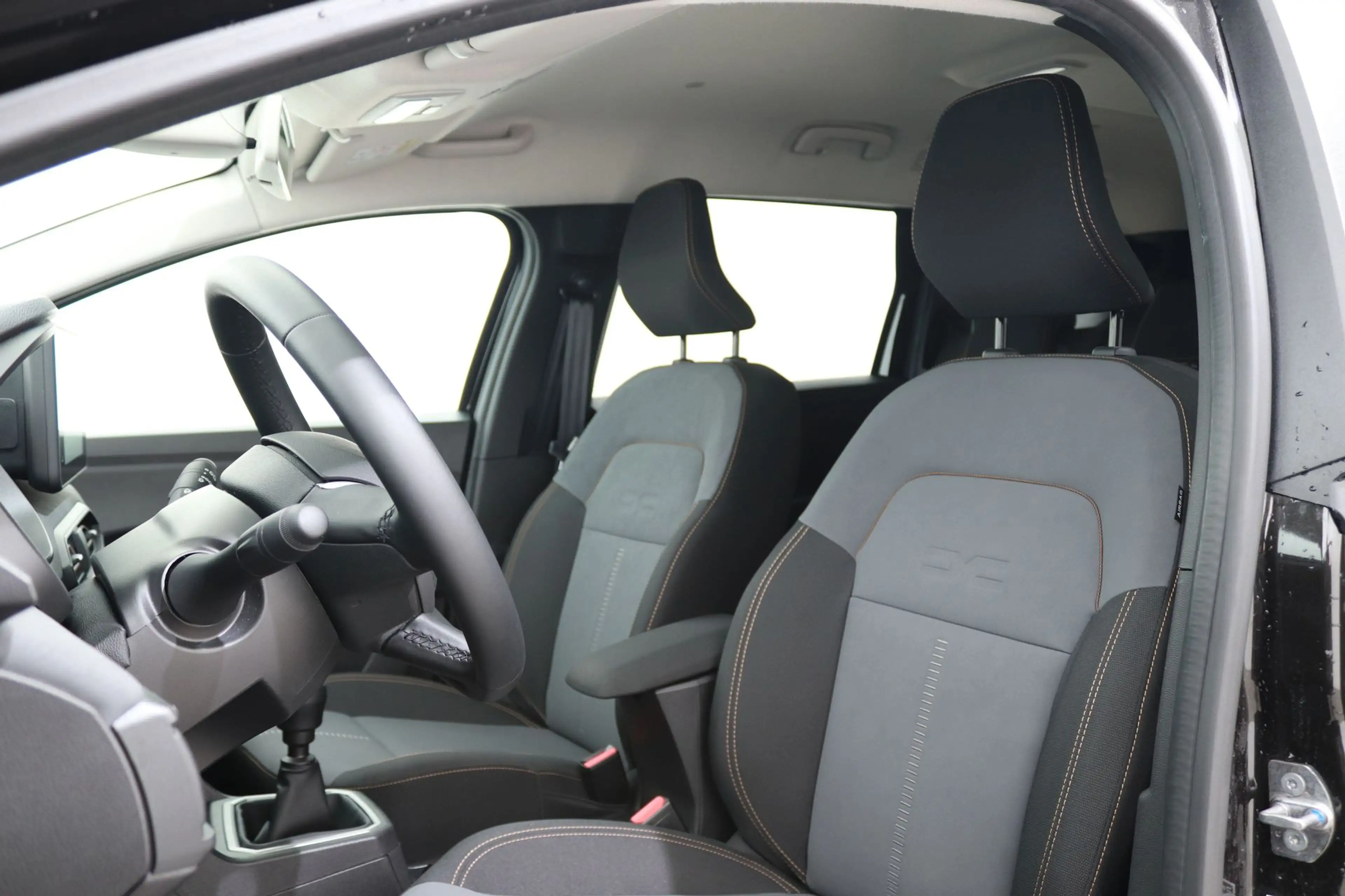 Dacia Jogger 1.0 TCe 110 EXTREME 7-PERS | Pack Extreme | PDC v/ — photo 4