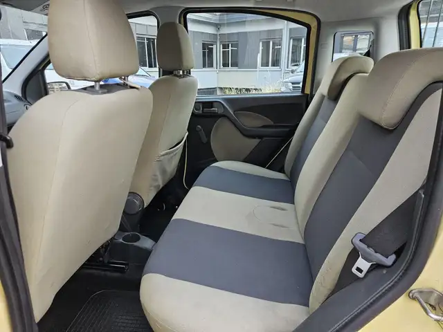Fiat Panda view 5
