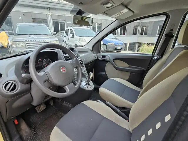 Fiat Panda view 4