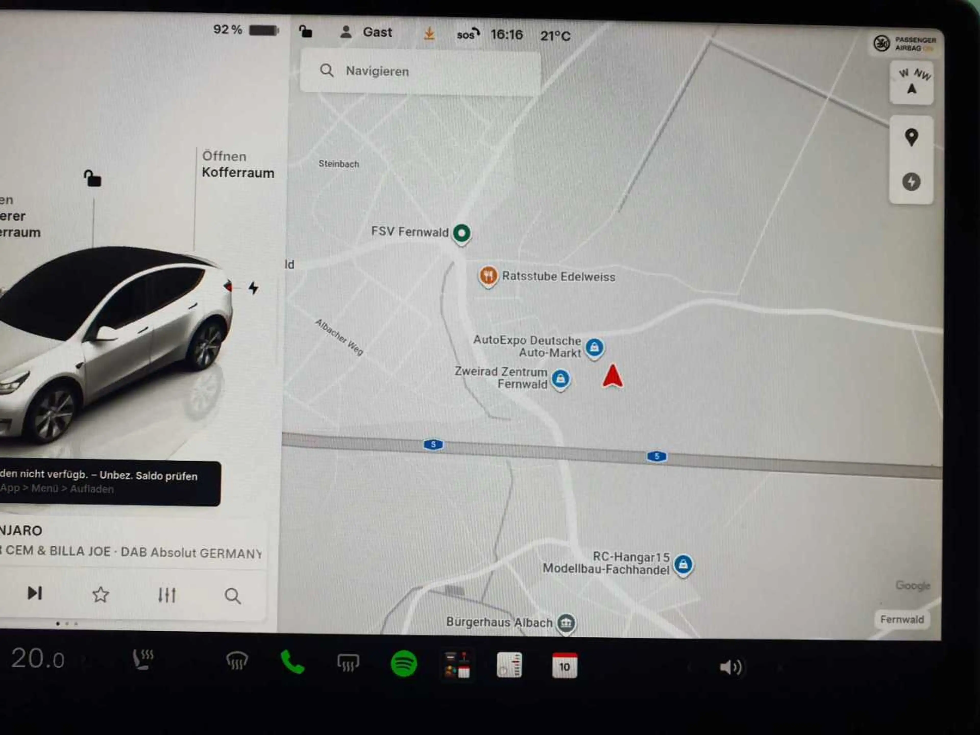 Tesla Model Y Long Range Dual Motor AWD — photo 12