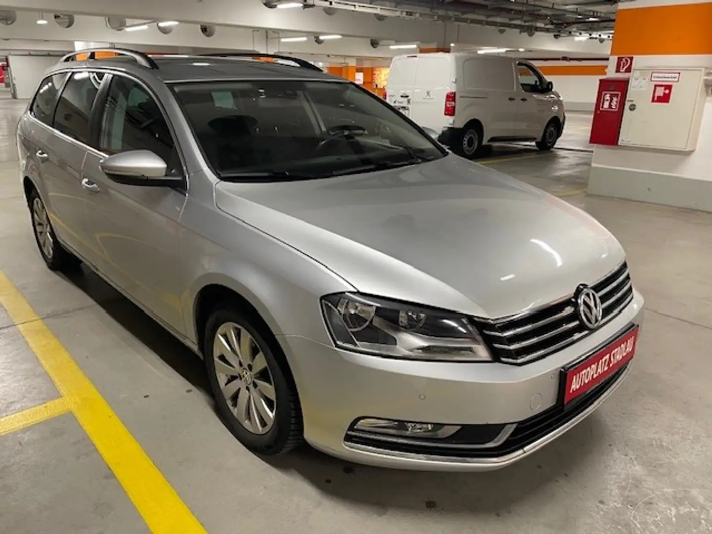 Volkswagen Passat Comfortline Blue 2,0 TDI Silber - 2